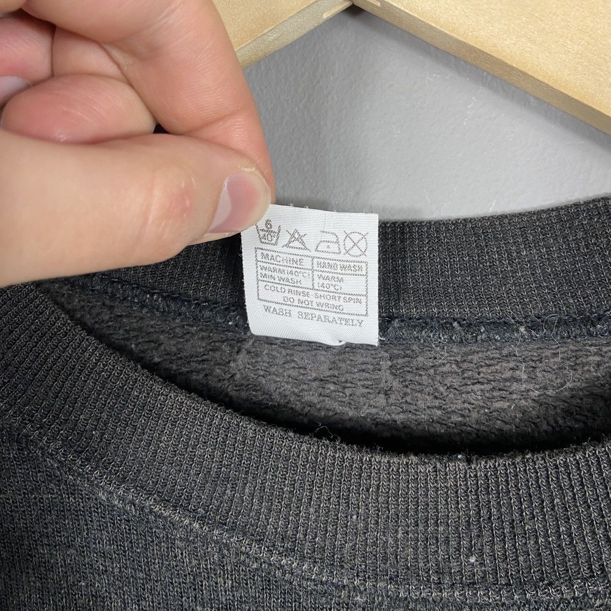 Vintage Vintage 70s GREAT BRITAIN RAF The Lost Legion Sweatshirt Size US XL / EU 56 / 4 - 6 Thumbnail