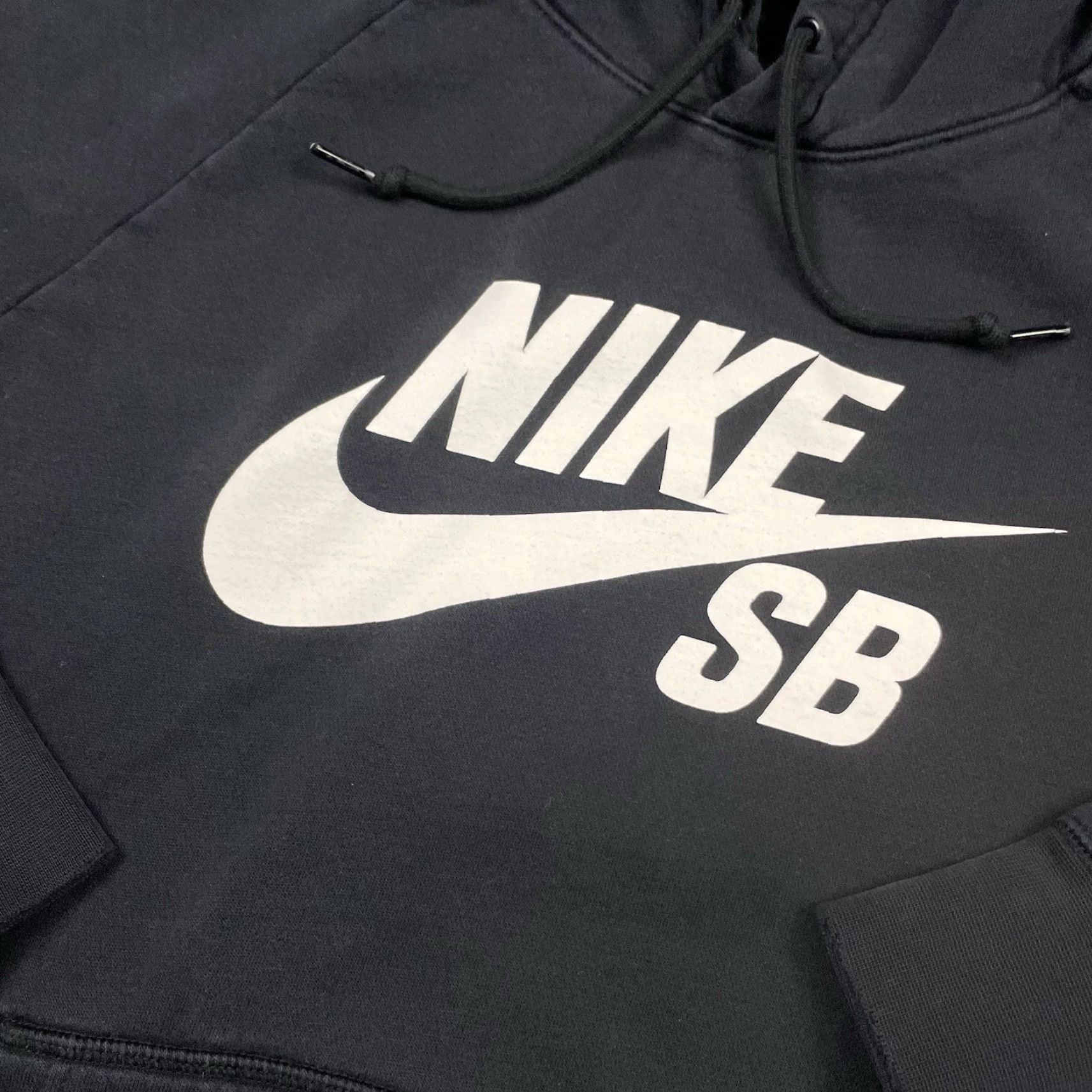 Nike VINTAGE Nike SB Sweatshirt Hoodie Adult L Black Logo 90s Grunge Skateboarding Y2K Size US L / EU 52-54 / 3 - 3 Thumbnail