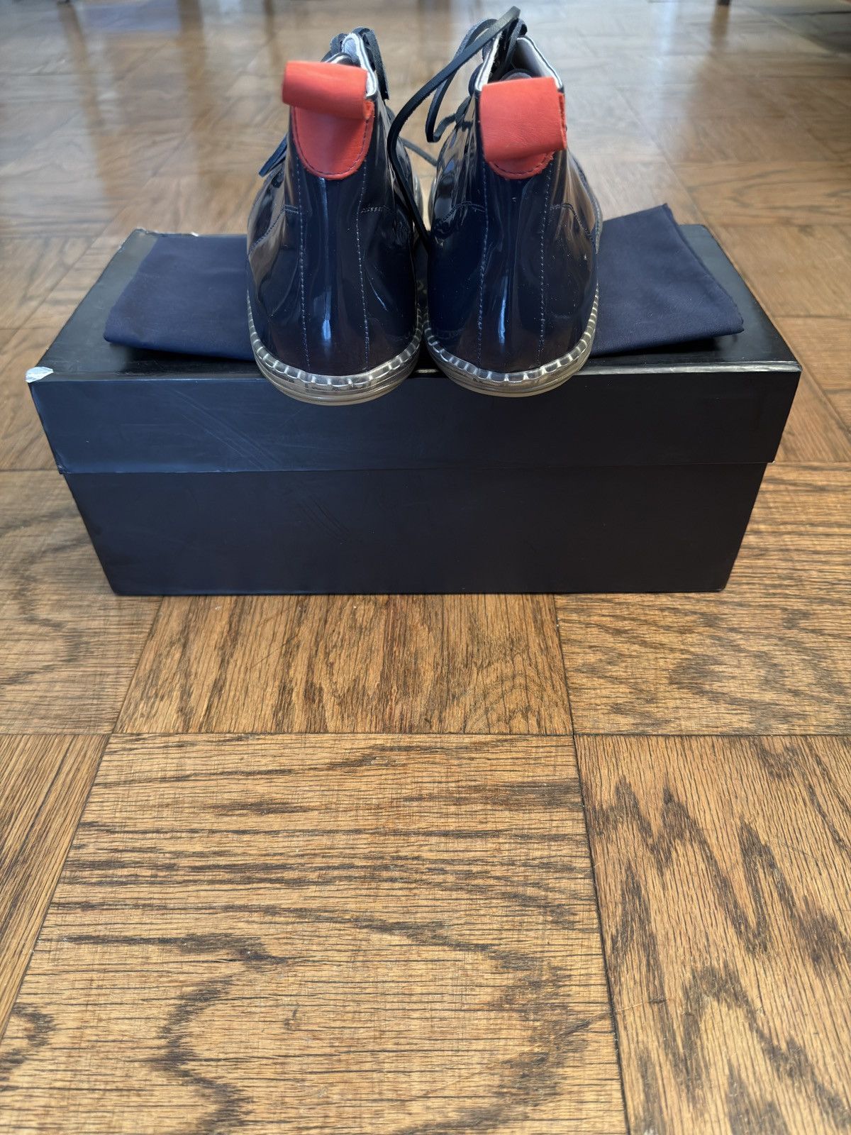 Del Toro Del Toro Navy Patent Leather Chukka Sneaker Size US 9.5 / EU 42-43 - 3 Thumbnail