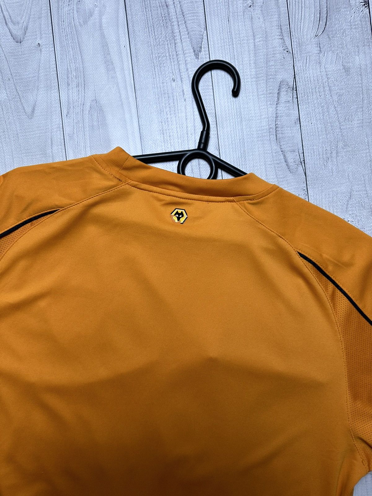 Vintage Vintage Wolves soccer jersey Wolverhampton soccer jersey L Size US L / EU 52-54 / 3 - 9 Thumbnail