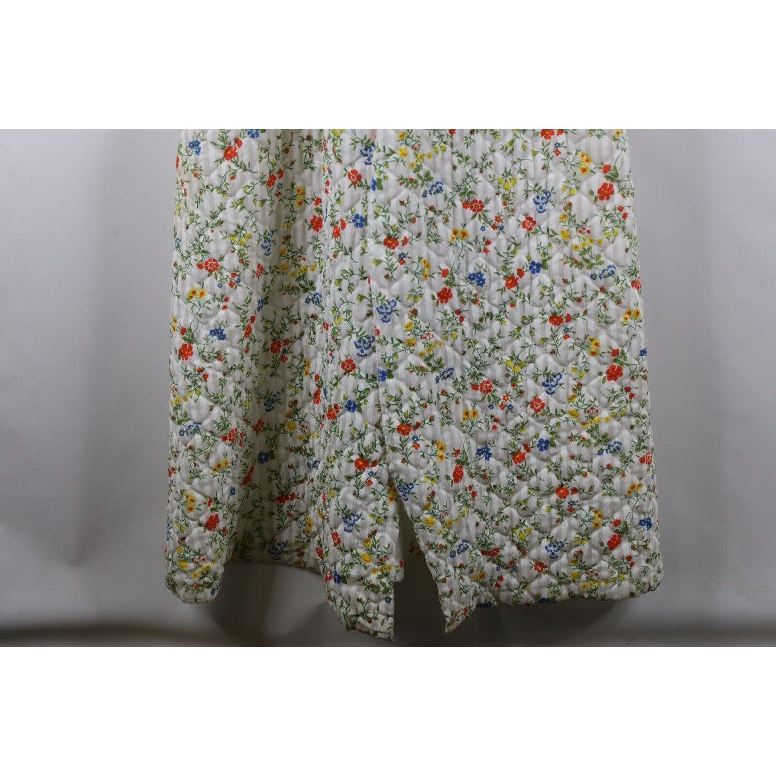 Vintage Vintage 90s Country Primitive Prairie Quilted Flower Robe Size ONE SIZE - 5 Thumbnail