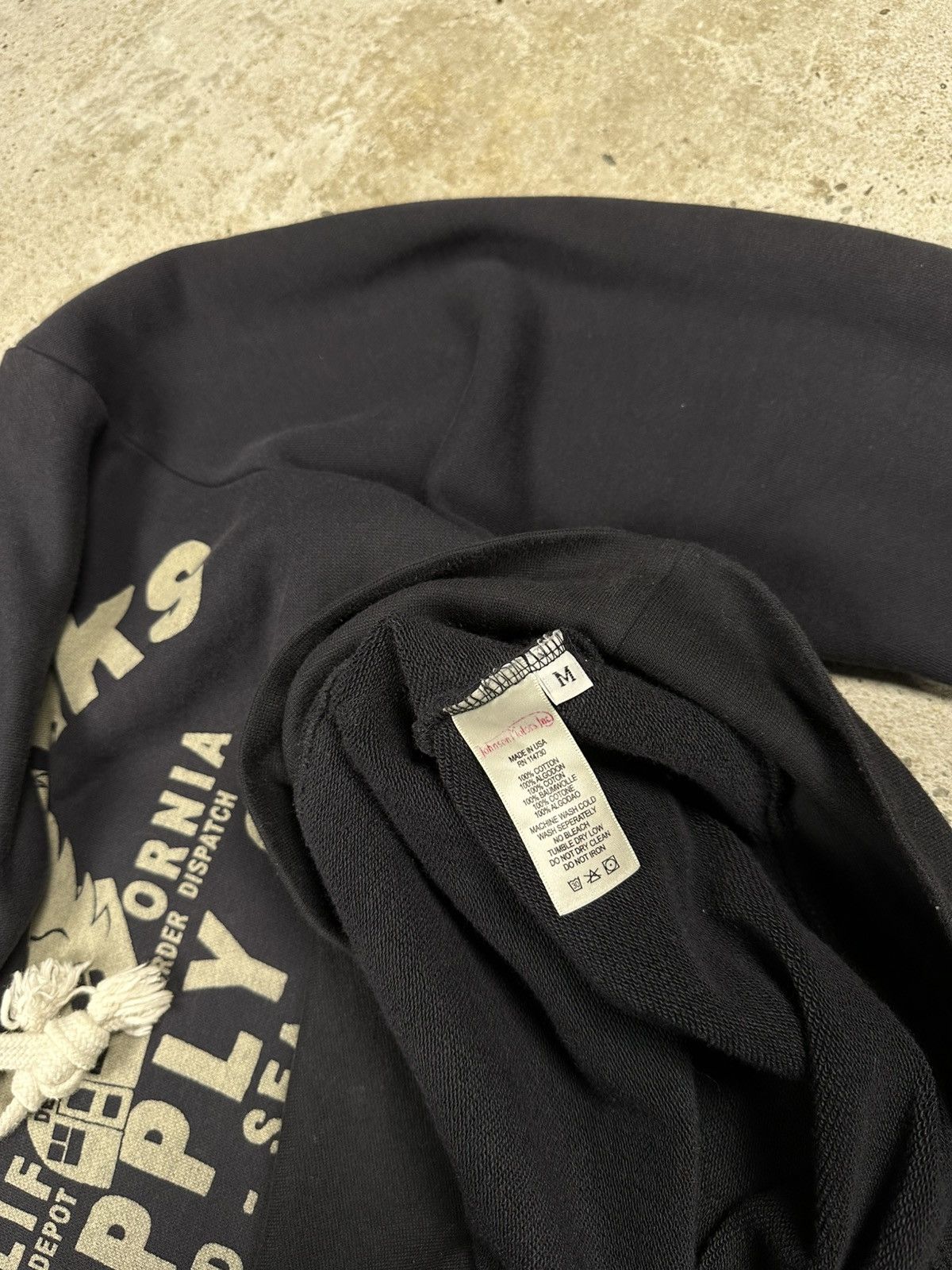 Johnson Motors × Vintage Vintage Johnson Motors Moto Works Navy Hoodie Logo Size US M / EU 48-50 / 2 - 11 Thumbnail