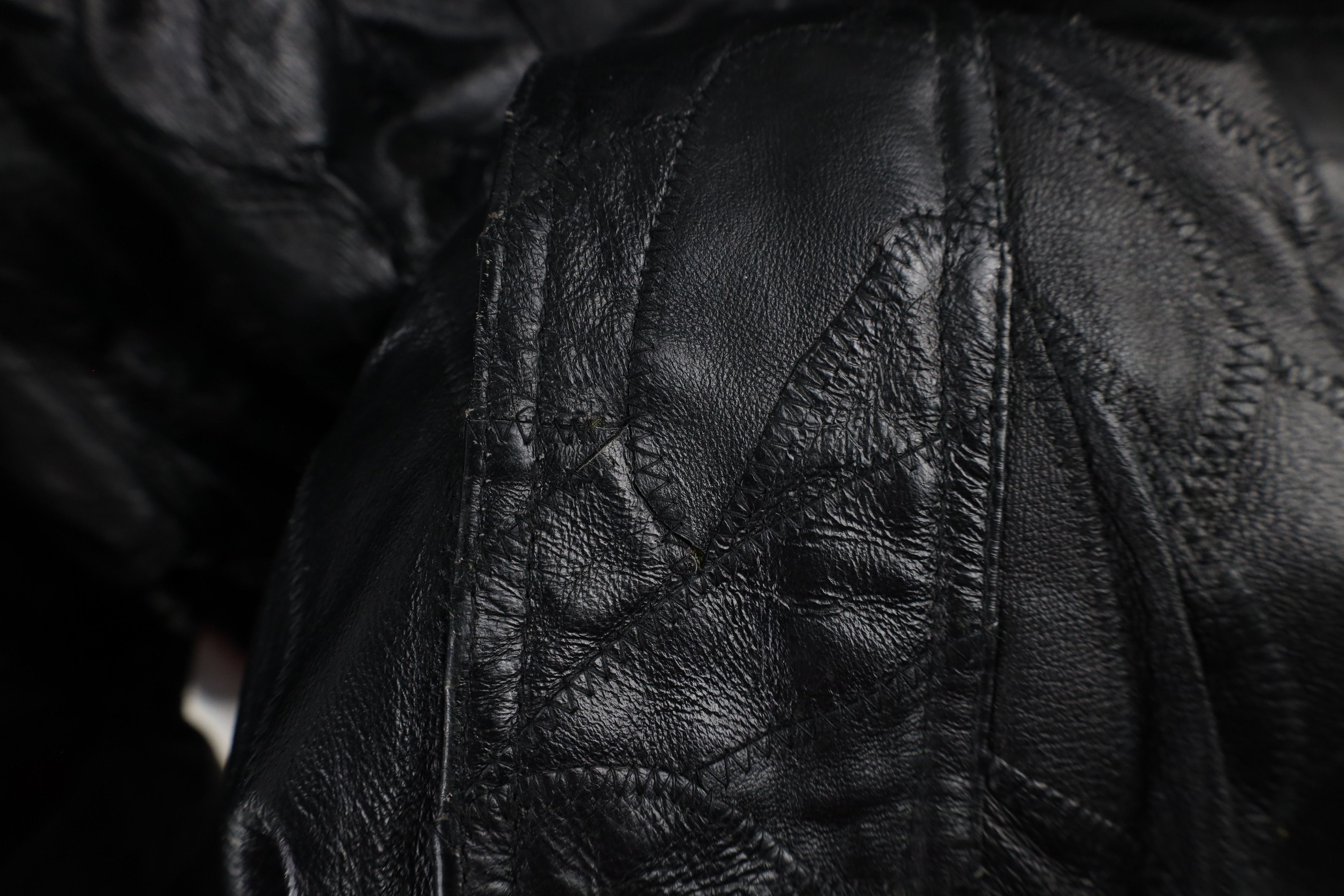 Vintage Vintage 90s Streetwear Patchwork Leather Bomber Jacket Black Size US XL / EU 56 / 4 - 8 Thumbnail