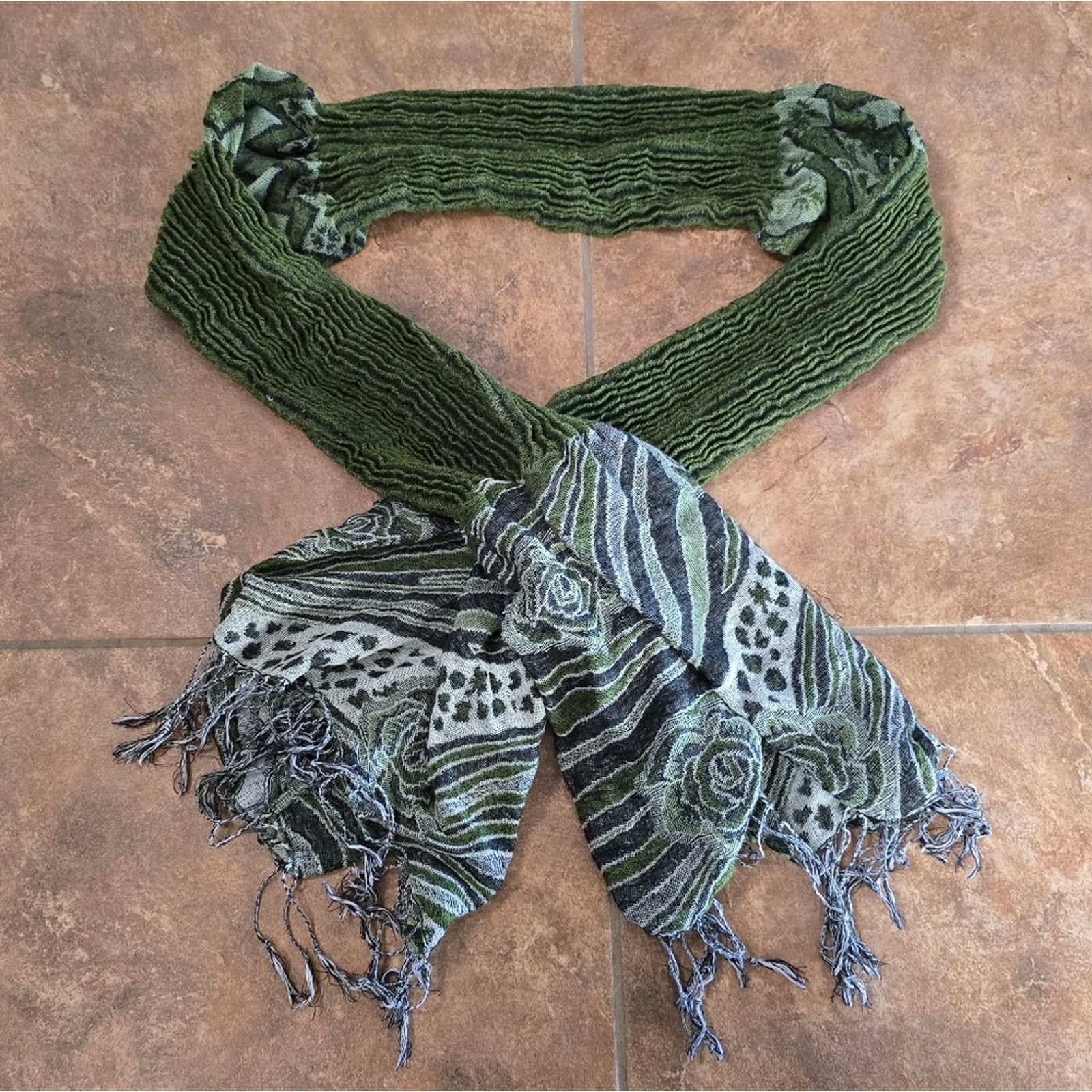Other Forest Green Rose Detailed Fringe Scarf Size ONE SIZE - 1 Thumbnail