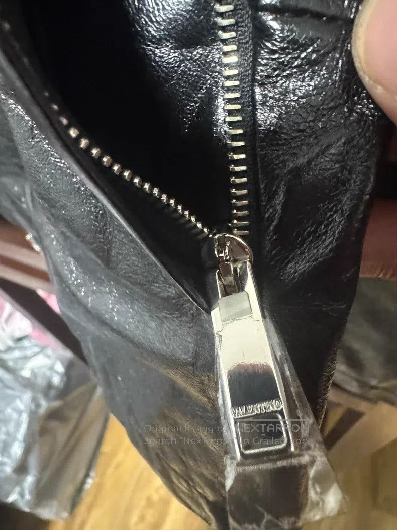 Valentino Valentino Men's leather clothes Size US L / EU 52-54 / 3 - 3 Thumbnail
