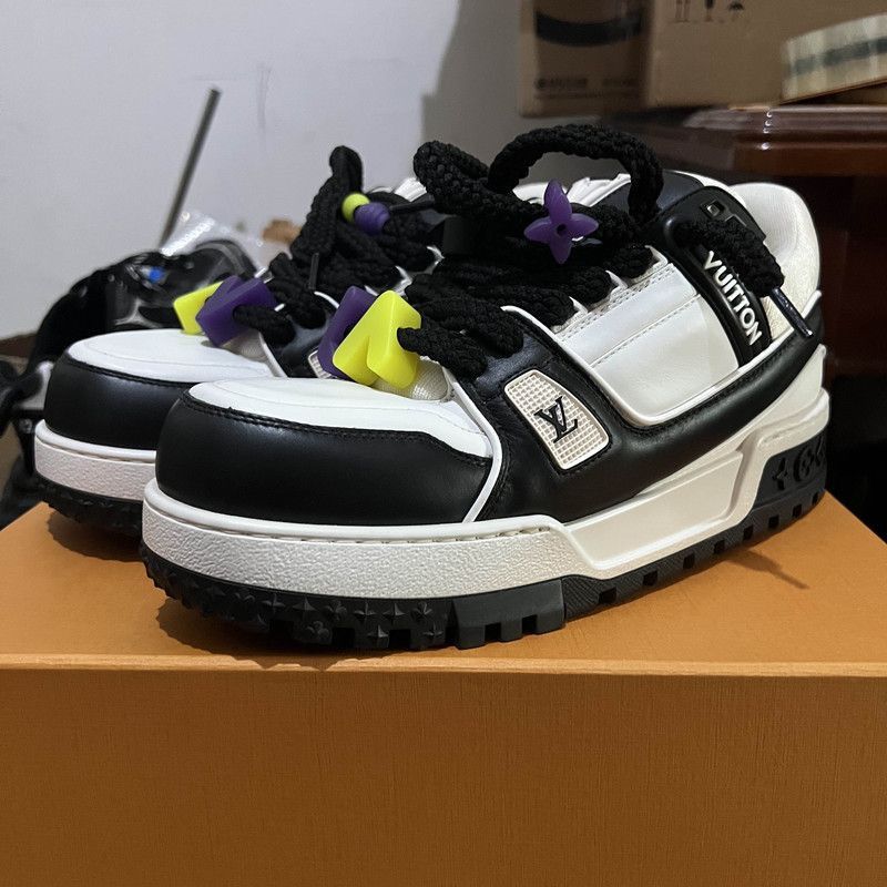 Louis Vuitton Trainer Maxi Sneakers for Men and Women -2508