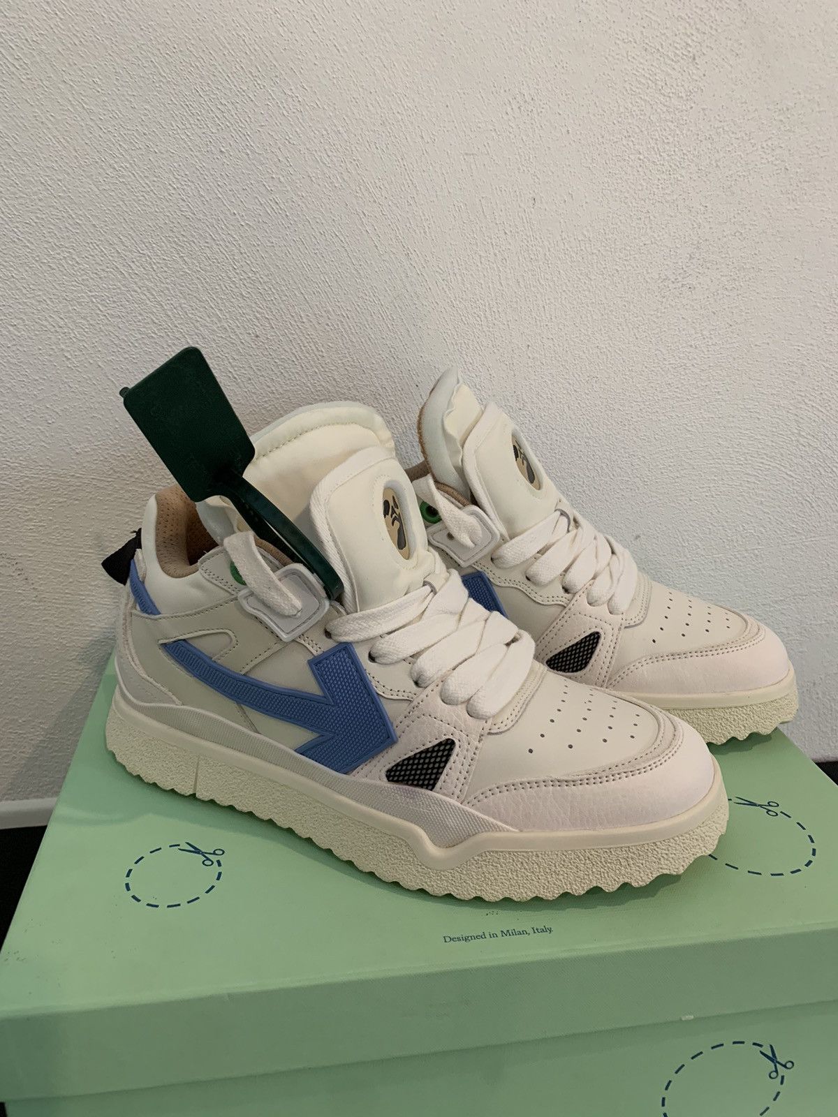 Off-White Off-White MidTop Sponge SNKRS Pristine Size US 7 / EU 40 - 13 Thumbnail
