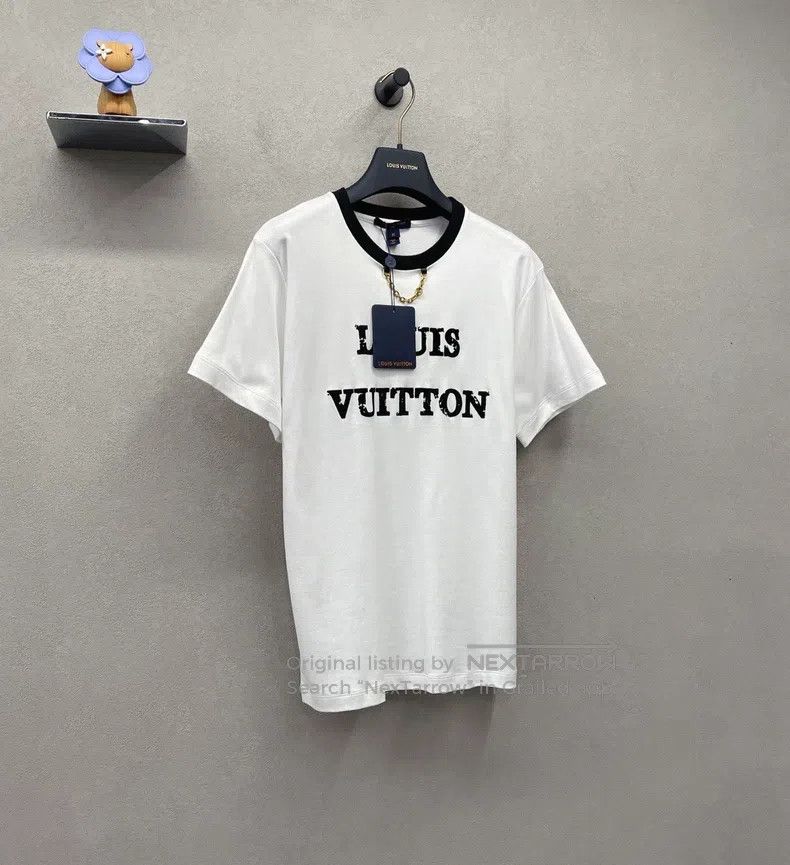 Louis Vuitton Louis Vuitton Logo monogram print crew neck short sleeve Size US XS / EU 42 / 0 - 4 Thumbnail