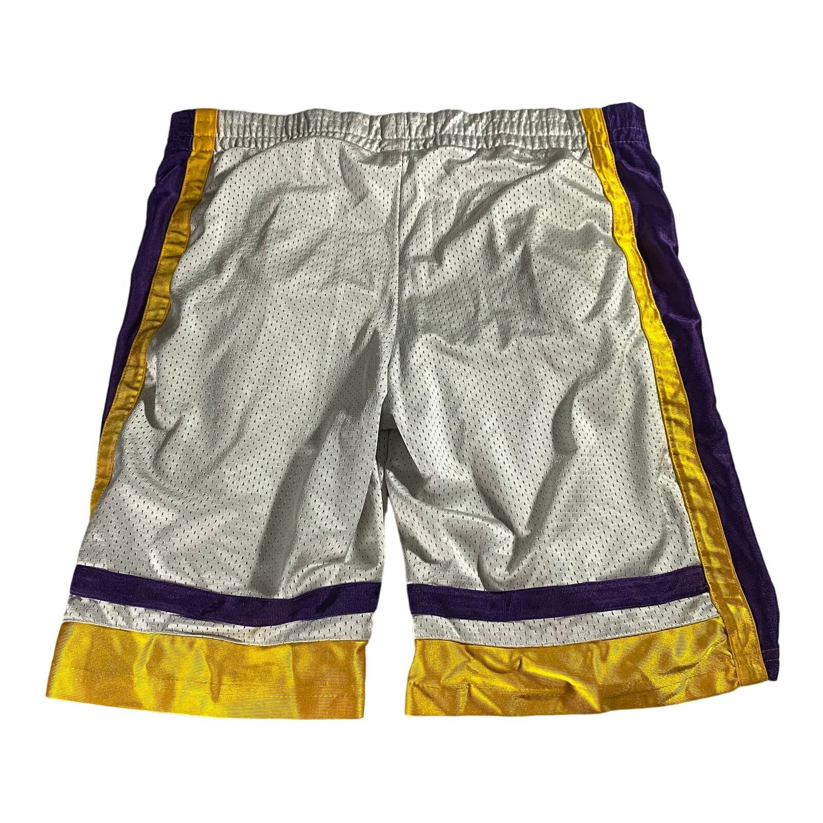 Vintage VTG 90s Colosseum Athletics Lakers Basketball Shorts Men's S Size US 34 / EU 50 - 2 Preview