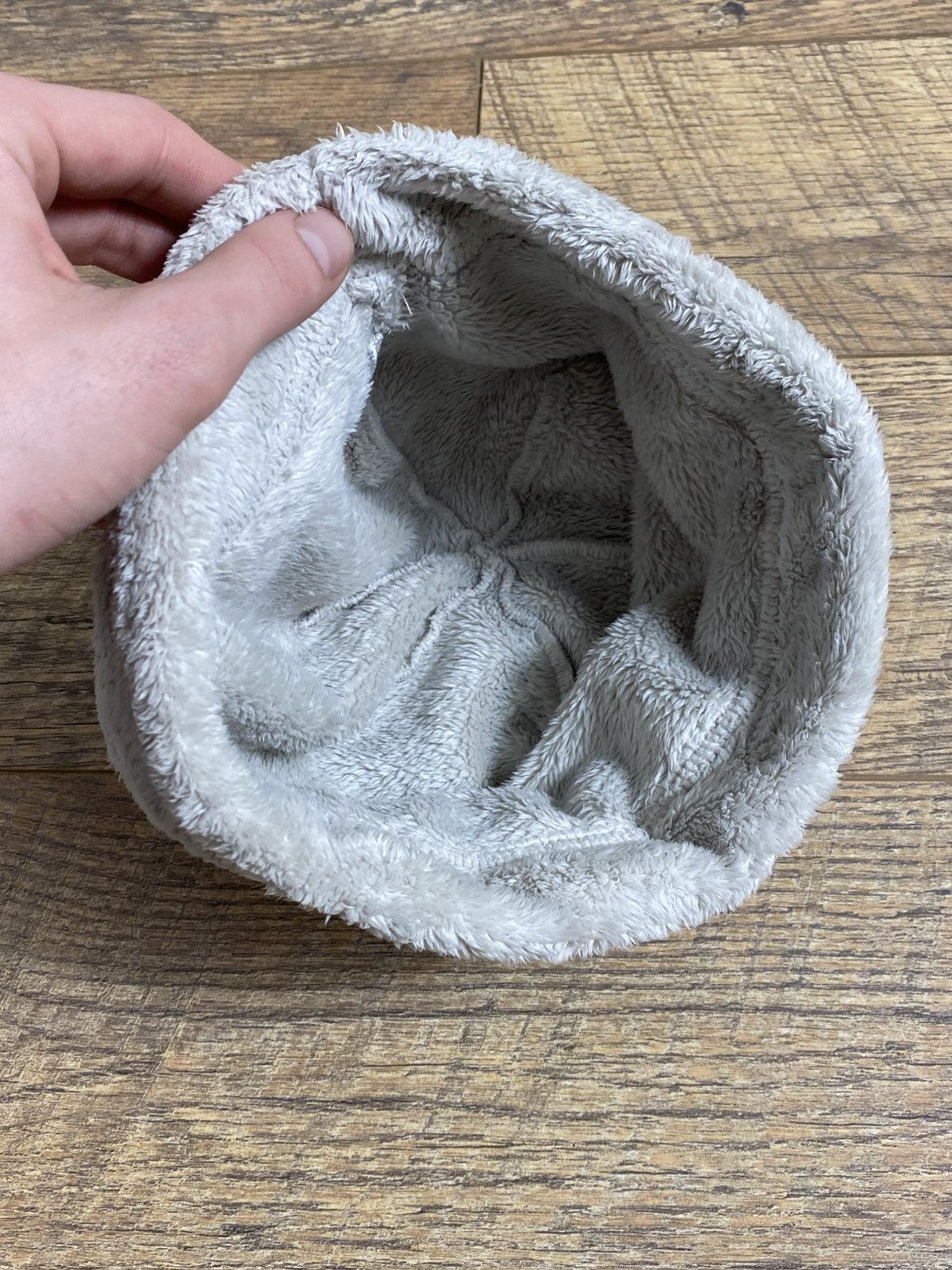 Jack Wolfskin Jack Wolfskin Shaggy Fleece Beanie Hat Gorpcore Grey Size ONE SIZE - 4 Thumbnail