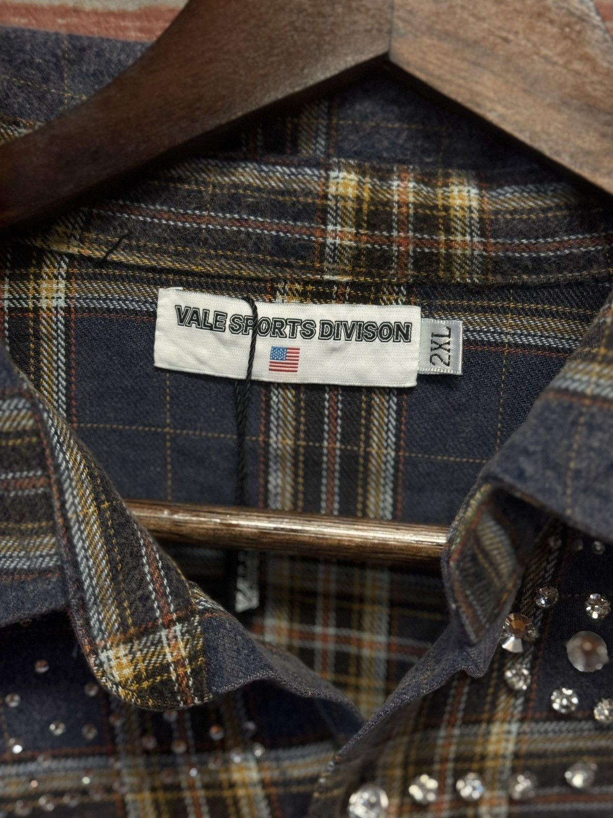 Vale Valley Crystal Flannel Long Sleeve Stones Size XXL (NEW) 💎 Size US XXL / EU 58 / 5 - 6 Thumbnail