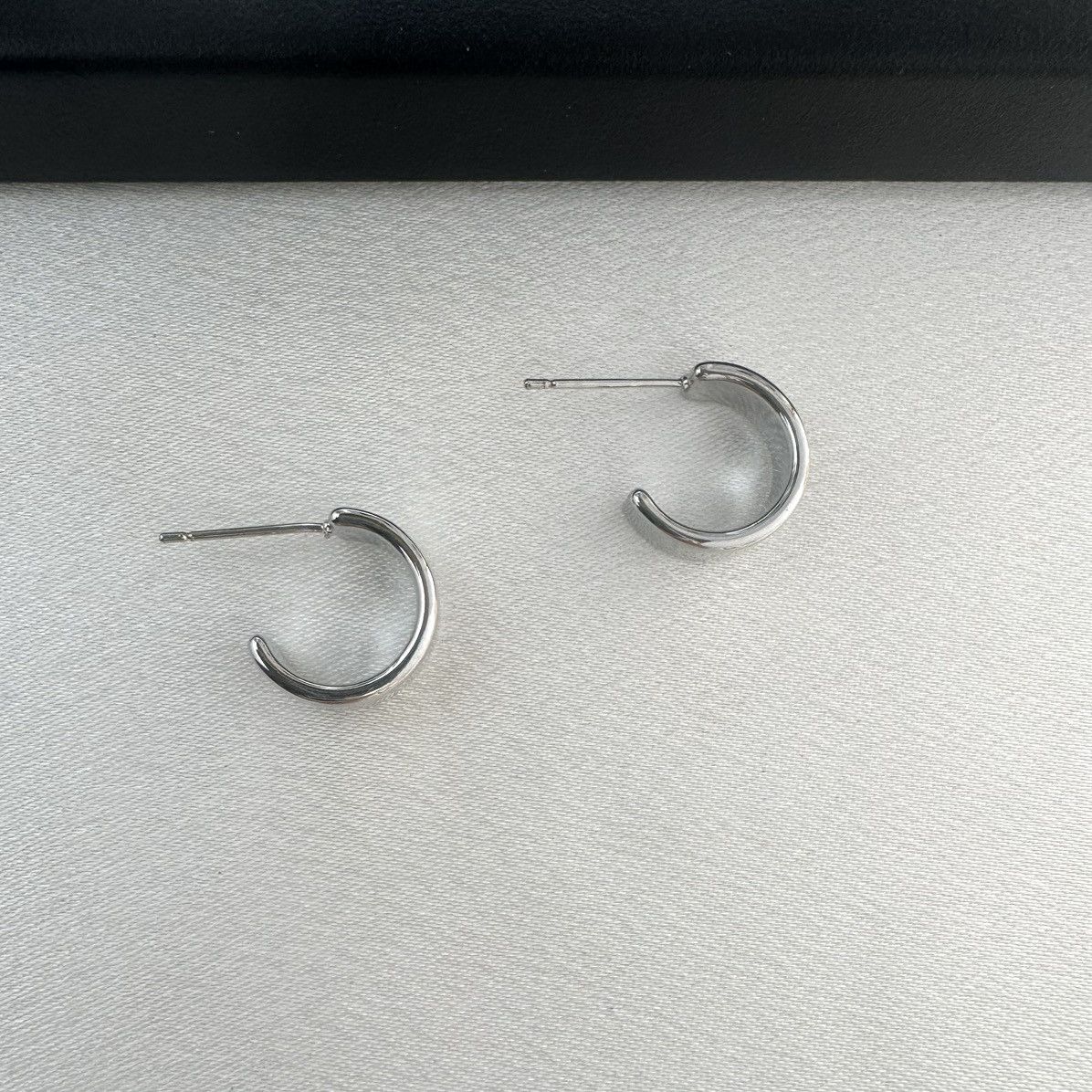 Designer Classic Polished C Shape Stud Earrings for Women Size ONE SIZE - 2 Thumbnail