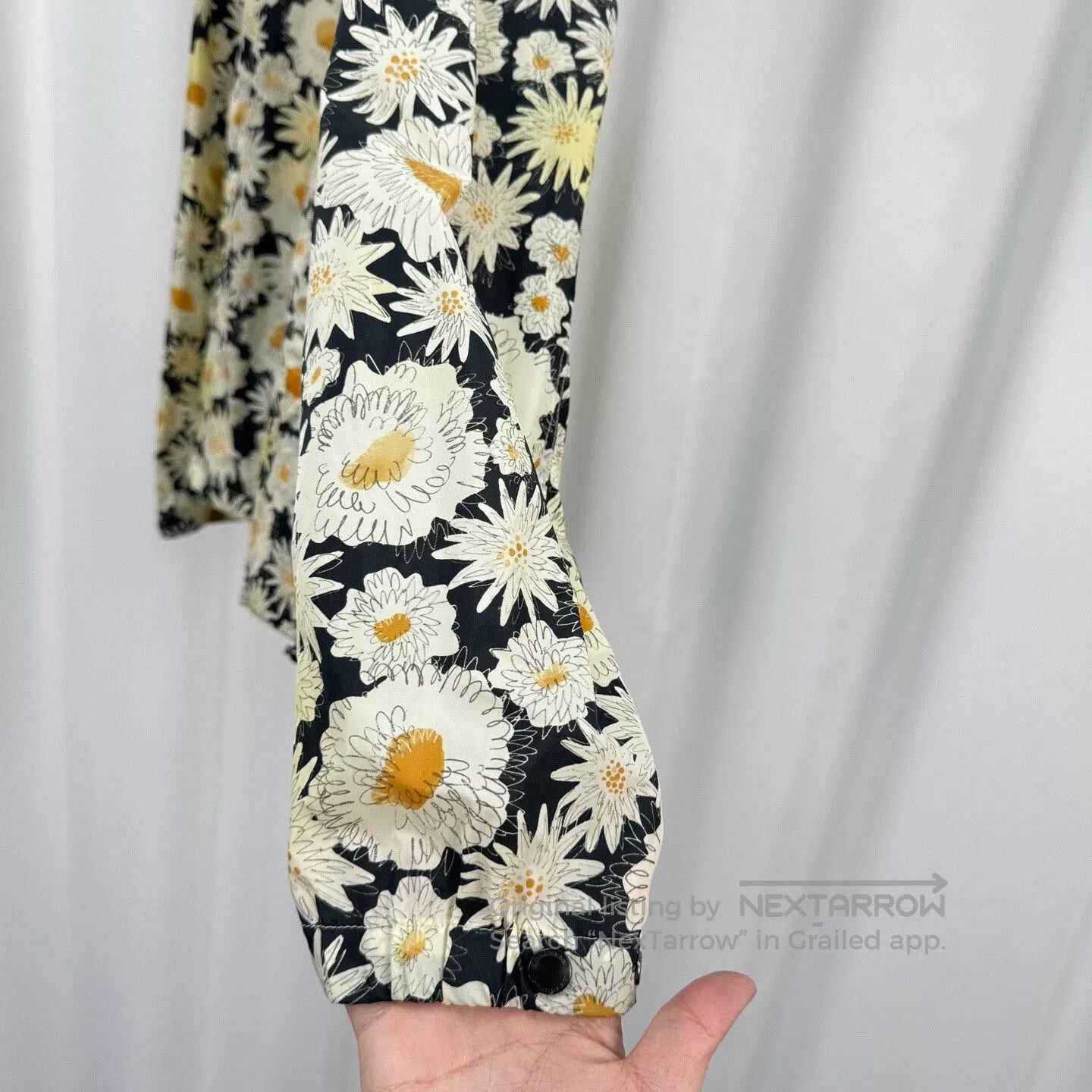 Burberry burberry floral print zip. Size XL / US 12-14 / IT 48-50 - 4 Thumbnail