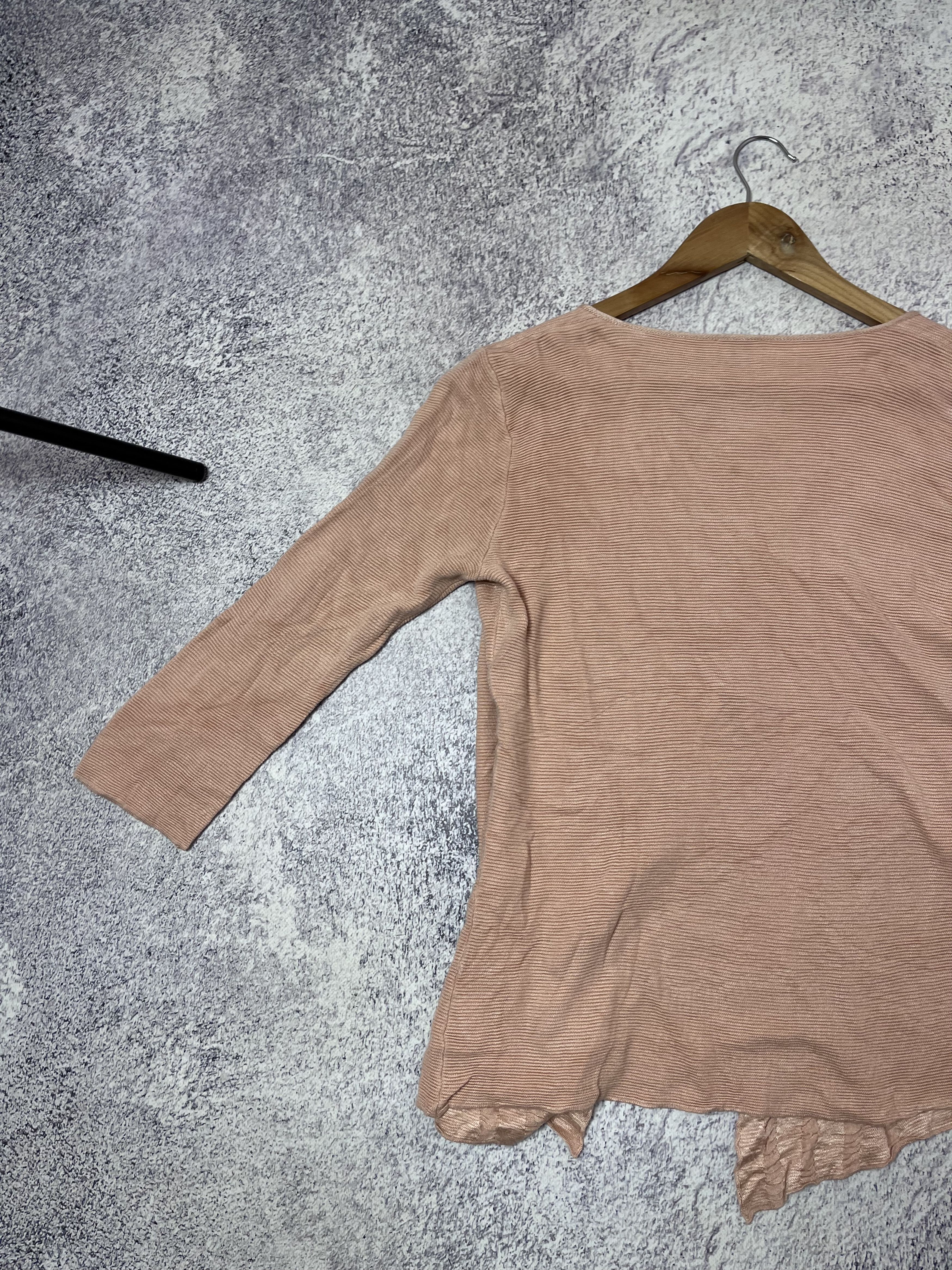 Armani × Emporio Armani Women’s blouse Armani Collezioni made in Italy 🇮🇹 size 48 Size XL / US 12-14 / IT 48-50 - 10 Thumbnail