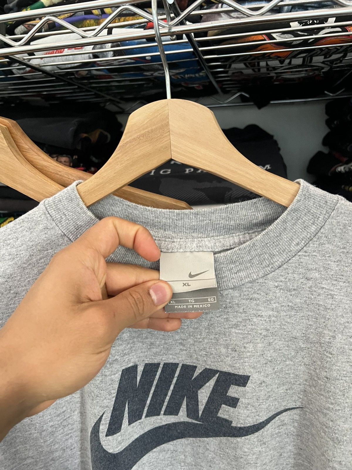 Nike 2000s Nike Air Max Sneakers Promo Tee Y2K Silver Tag Tee Size US XL / EU 56 / 4 - 3 Thumbnail