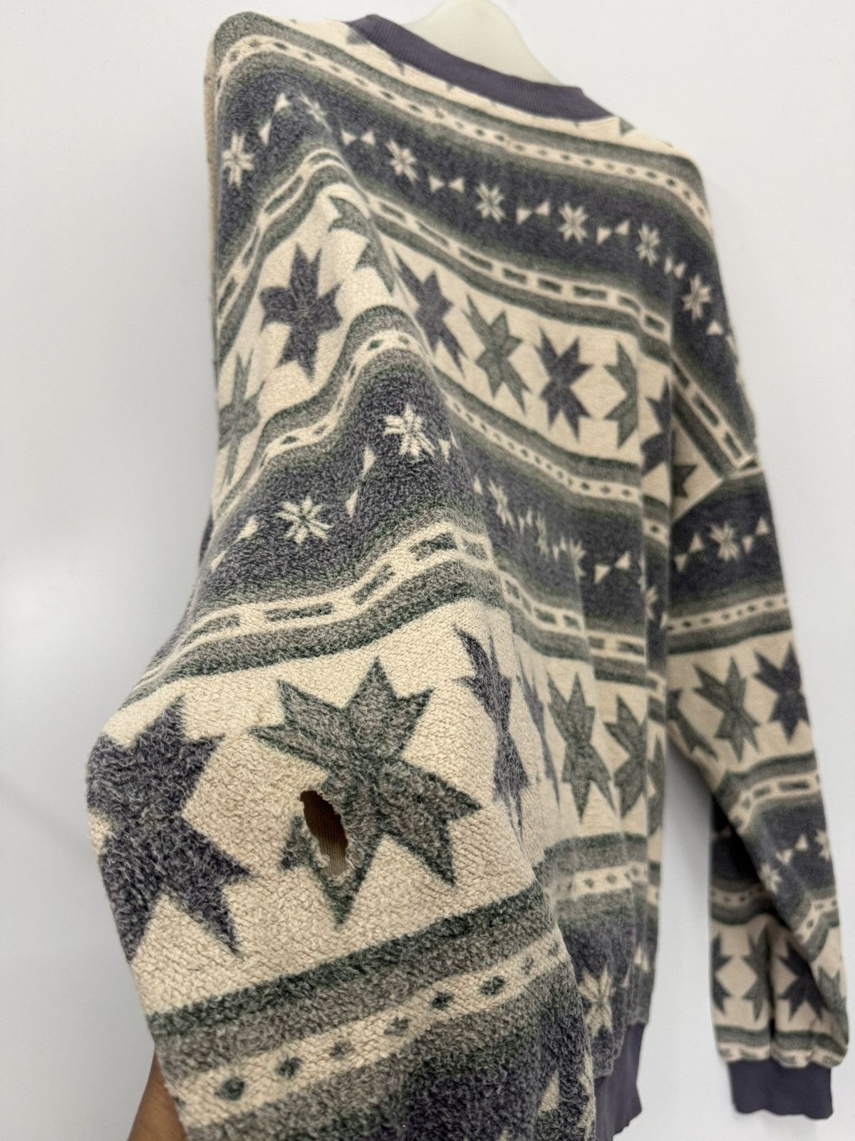 Beverly Hills Polo Club 🔥 Polo Country Aztec Navajo Design Distressed Baggy sweat Size US L / EU 52-54 / 3 - 13 Thumbnail