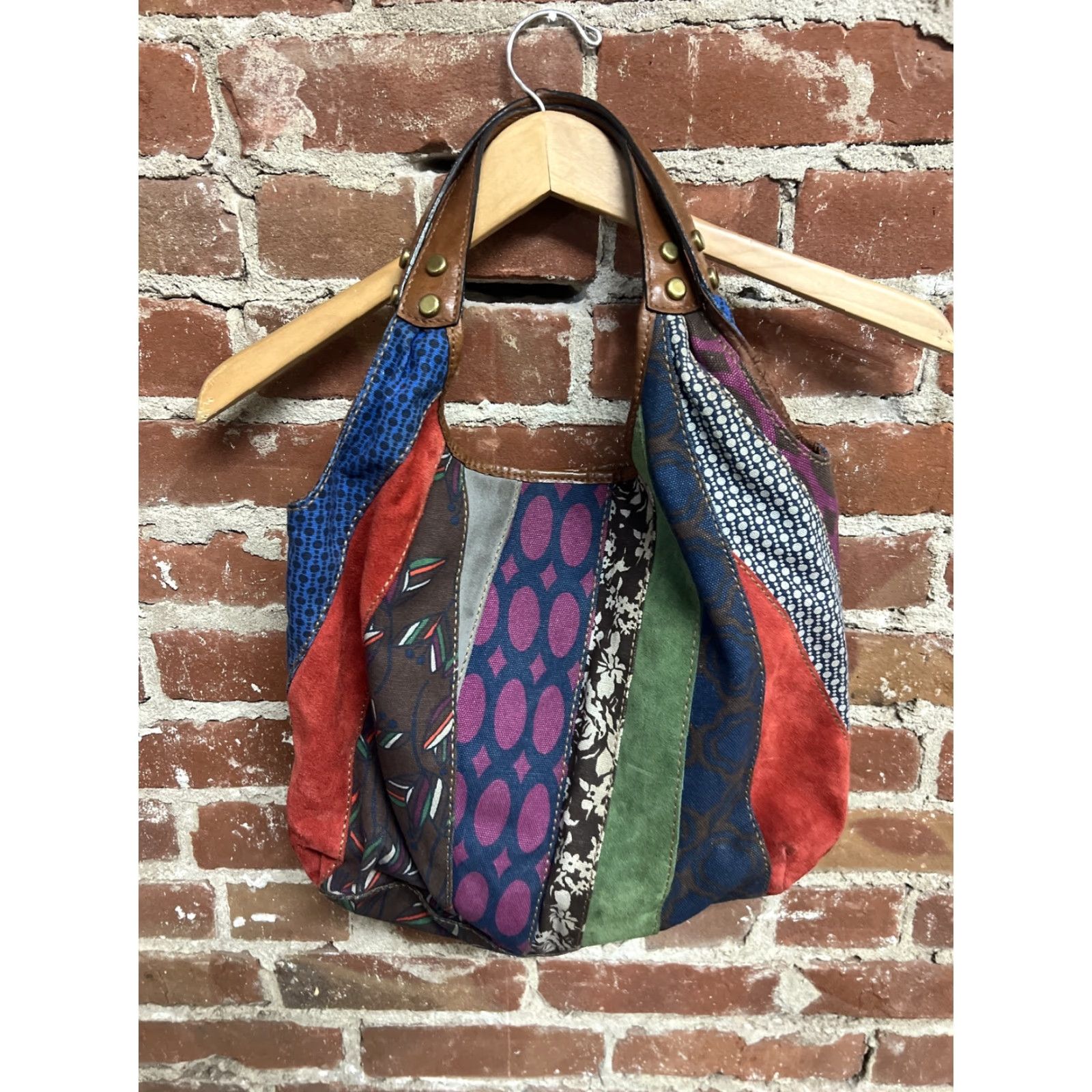 Fossil Fossil Tote Bag Women M Multicolored Stripes Fabric Leather Trim Exterior Material: fabric Exterior Color: Brown Pattern: Striped Style: Tote Size ONE SIZE - 3 Thumbnail