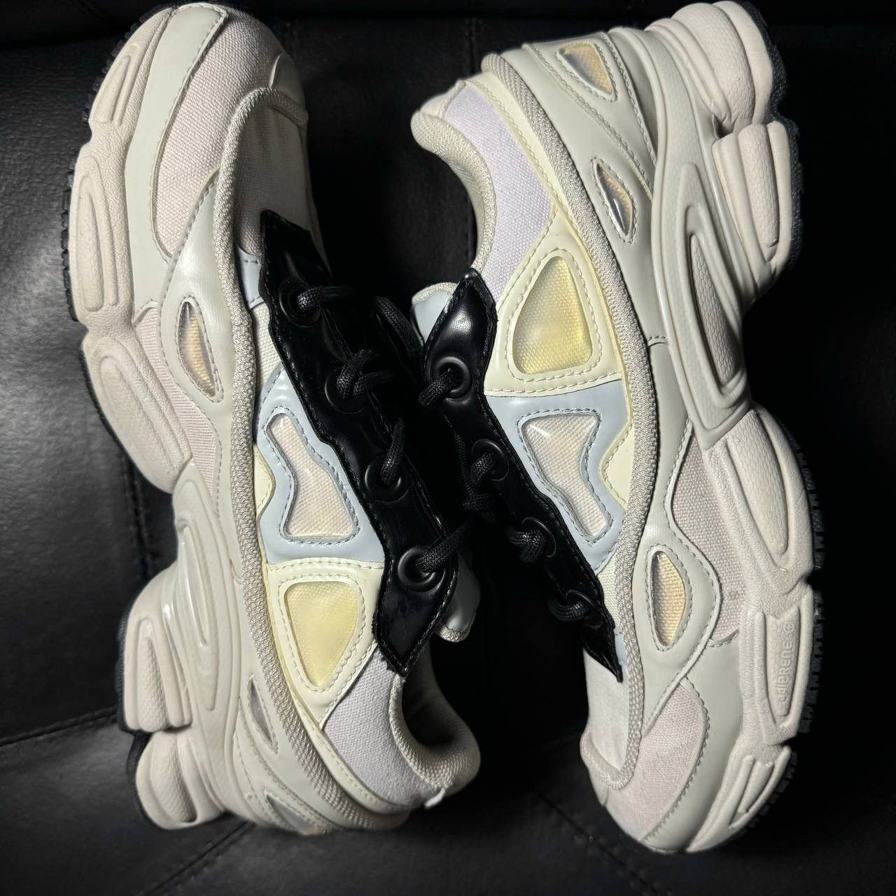 Adidas × Raf Simons 8us sneakers Adidas Raf Simons Ozweego cream white Size US 8 / EU 41 - 4 Thumbnail
