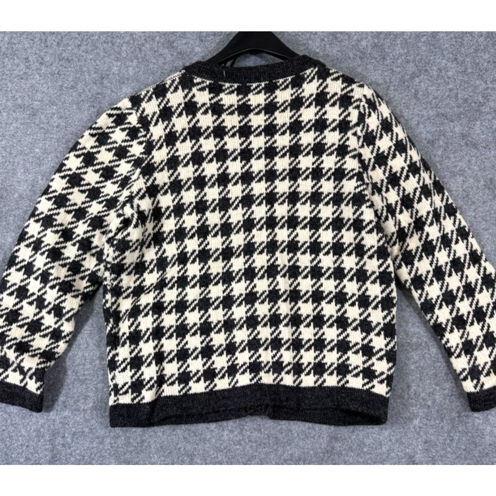 Vintage Sheeps Clothing Forewe Wool Sweater Womens S Ivory Black Houndstooth Cardigan Crew Neck Long Sleeve Knit Button Size S / US 4 / IT 40 - 6 Thumbnail
