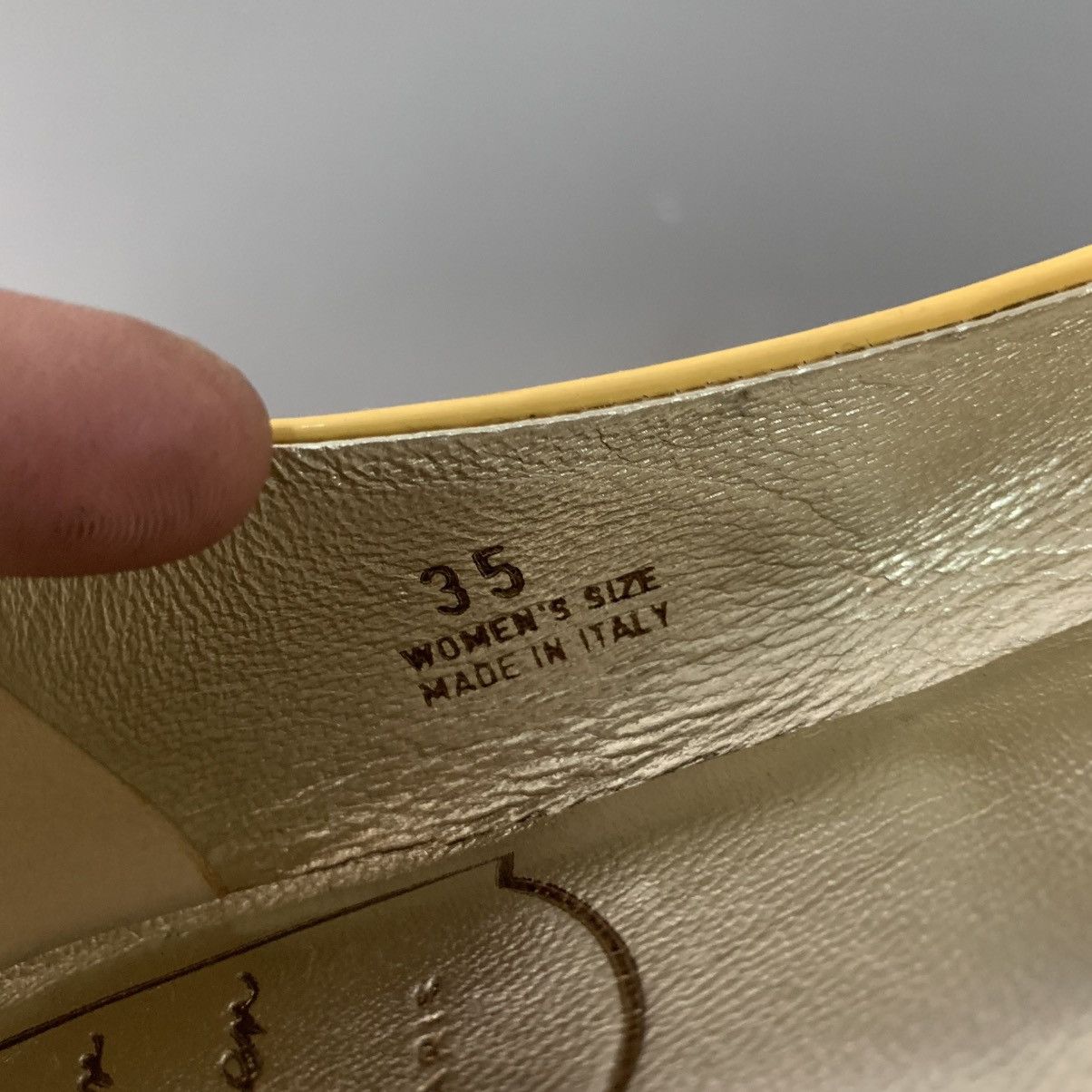 Roger Vivier Roger Vivier Flats Shoes Size US 5 / IT 35 - 11 Thumbnail