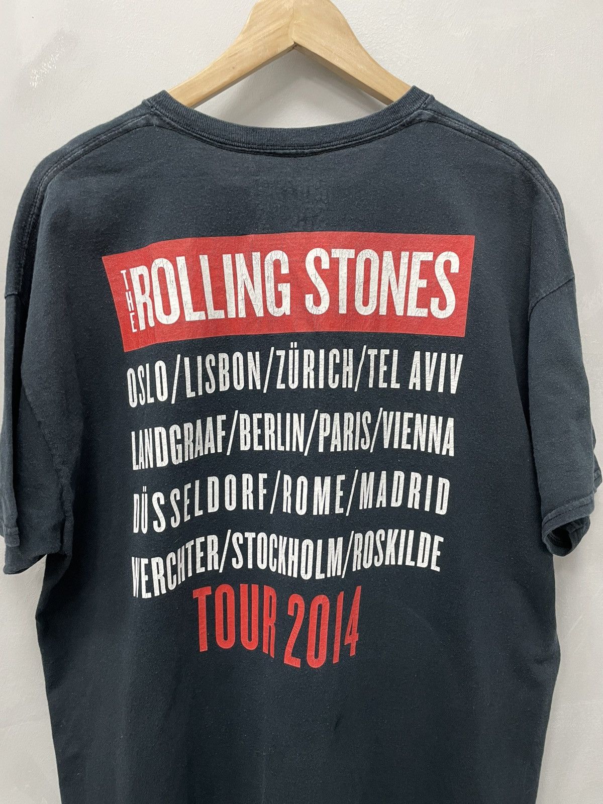 Band Tees × The Rolling Stones × Vintage VINTAGE THE ROLLING STONES TOUR T SHIRT 2014 long sleeve Size US XL / EU 56 / 4 - 7 Thumbnail