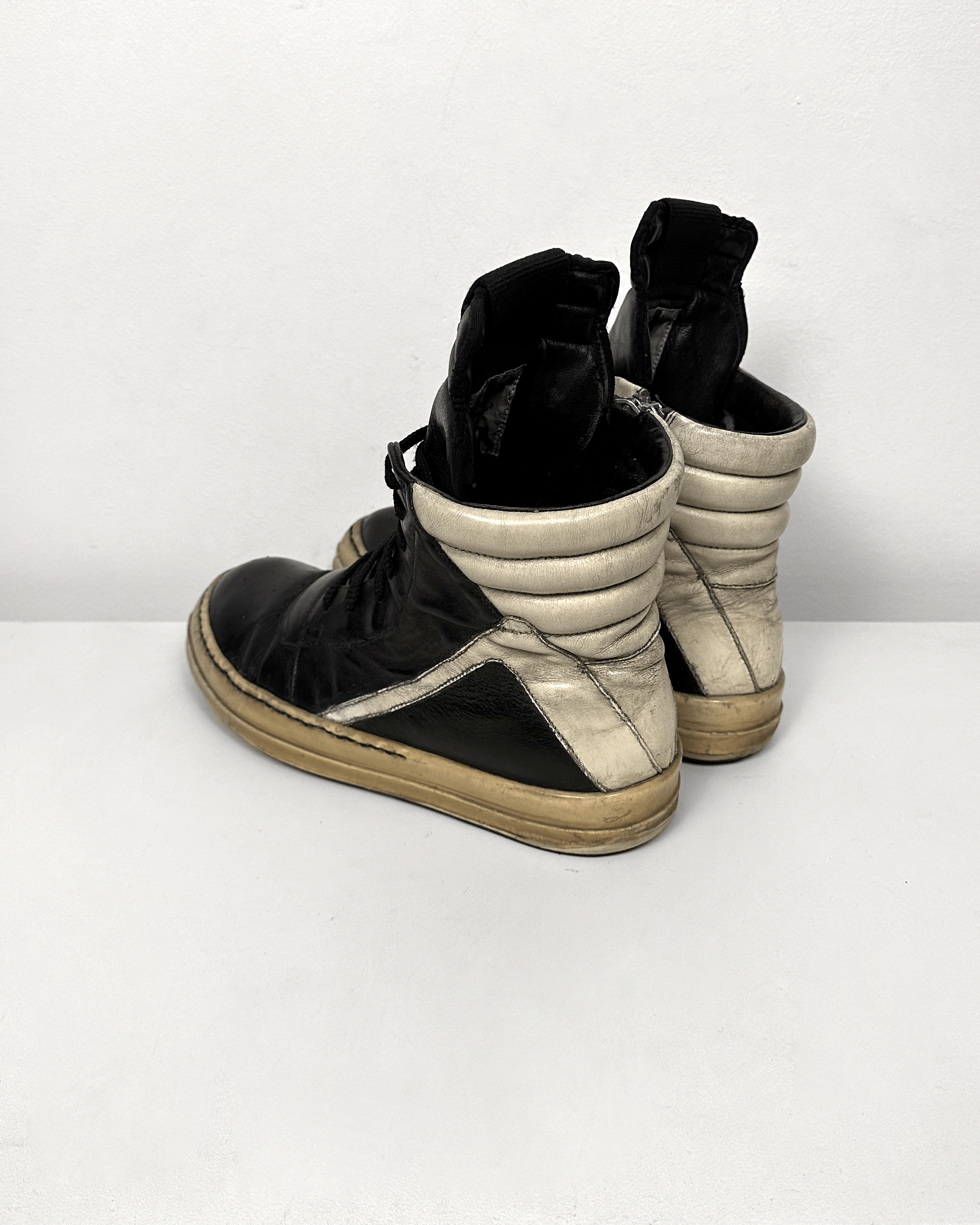 Rick Owens Rick Owens Black Milk Geobasket Size US 9 / EU 42 - 2 Thumbnail