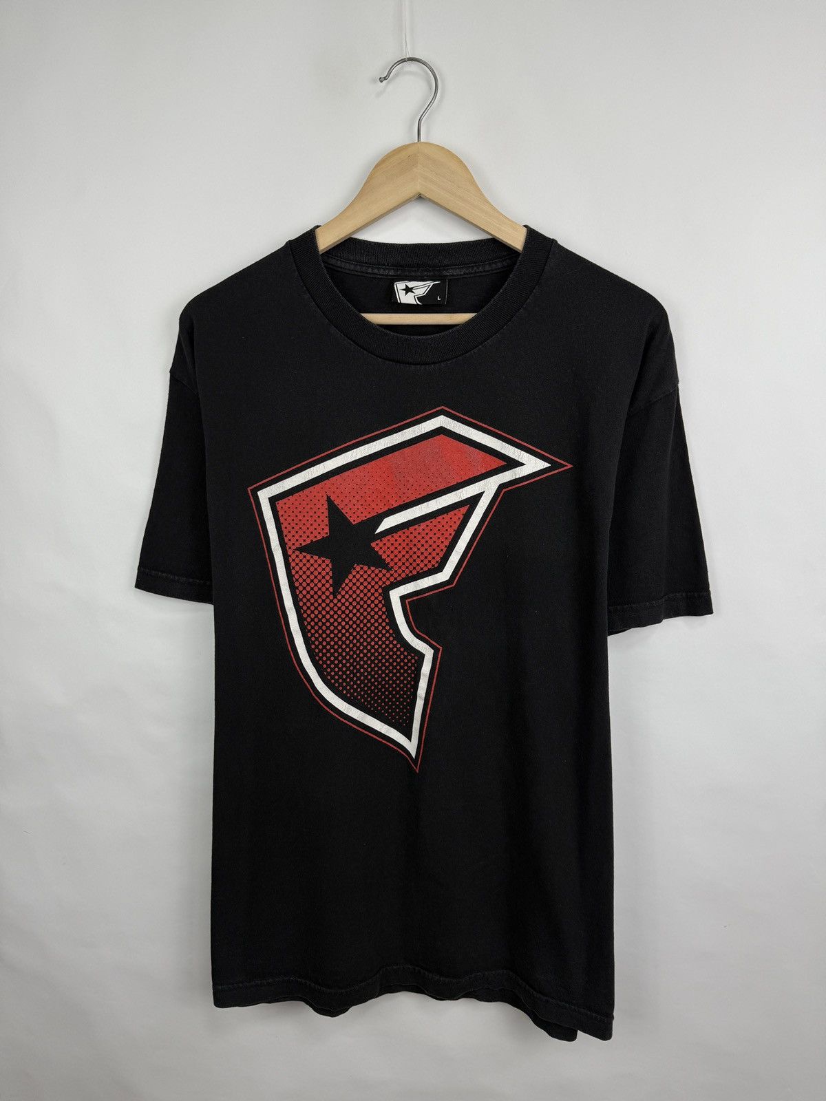 Famous Stars And Straps 🇺🇸 Vintage Y2K Famous Stars and Straps T-Shirt Rare Retro Size US L / EU 52-54 / 3 - 2 Thumbnail