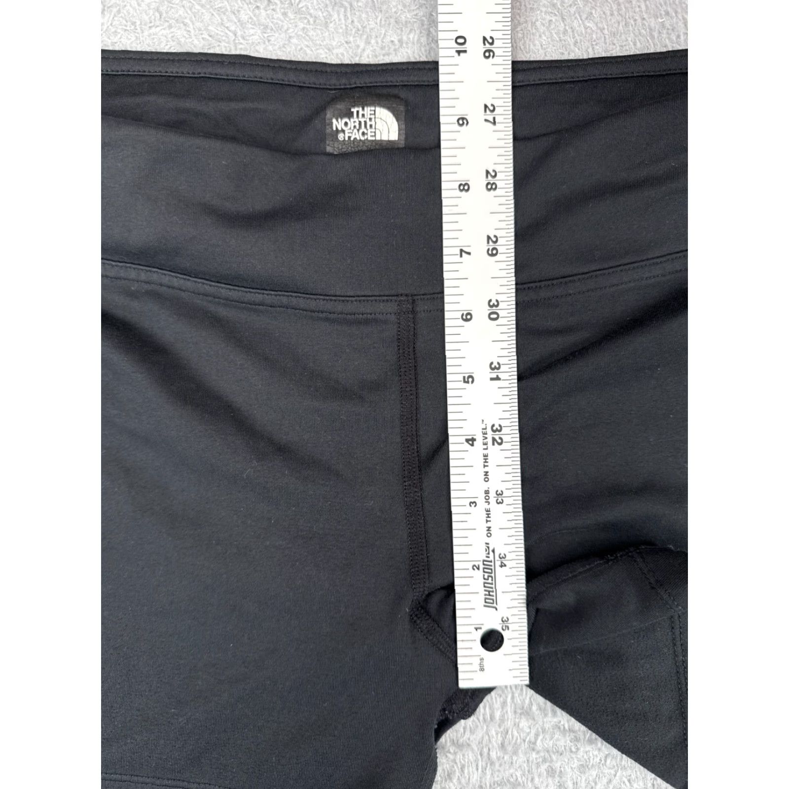 The North Face The North Face Shorts Womens Large Black Sweat Polyester Blend Run Gym READ ME Size 36" / US 14 / IT 50 - 7 Thumbnail