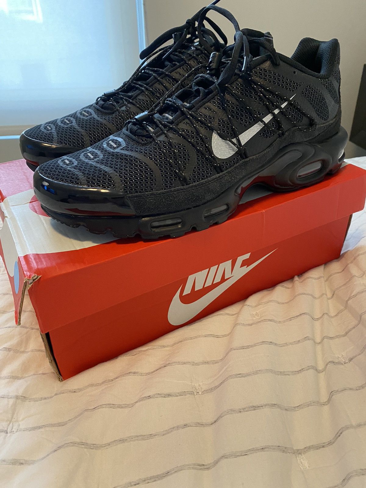 Nike Nike Air Max Plus Utility Sz13 Black Size US 13 / EU 46 - 2 Thumbnail