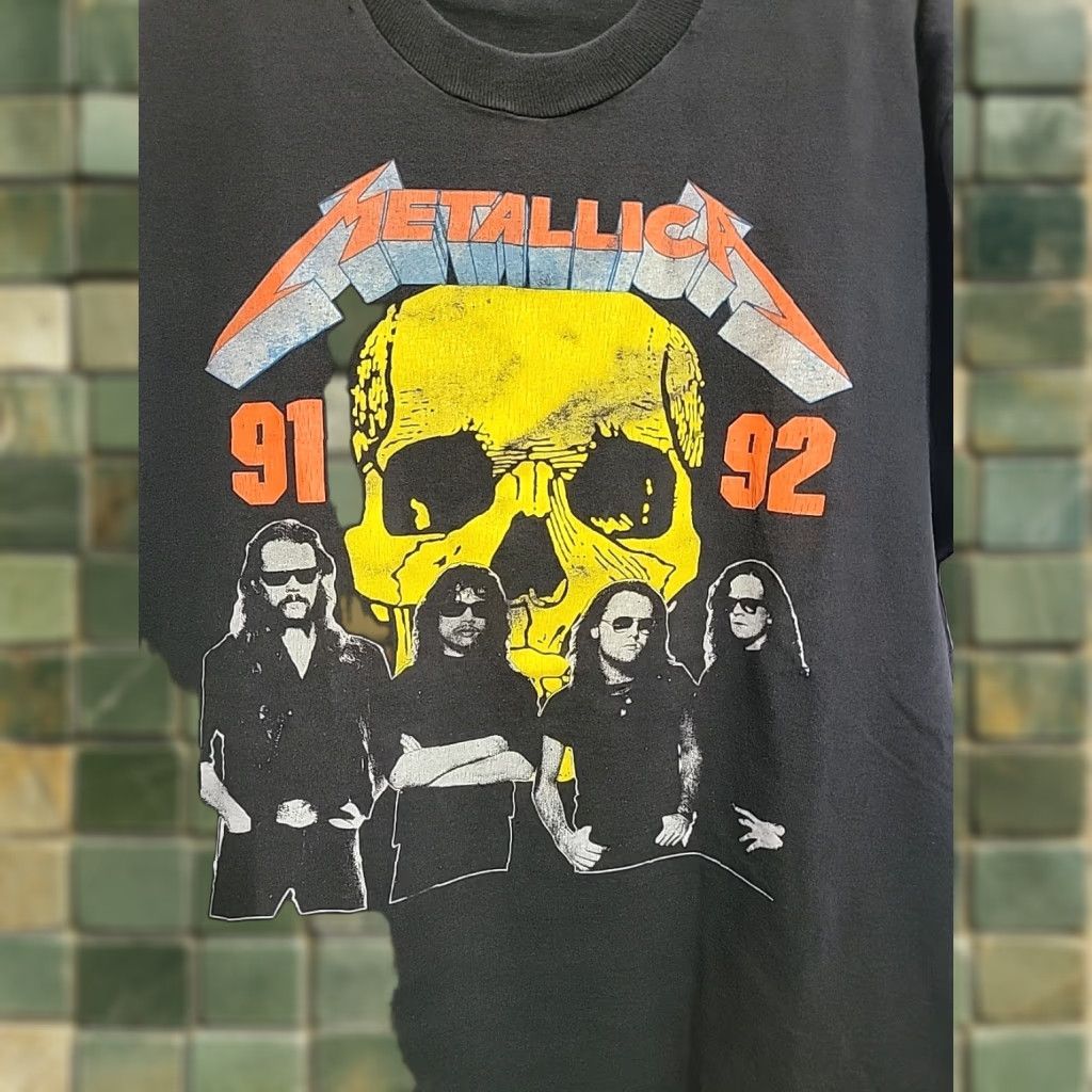 Vintage VINTAGE Metallica Shirt 1991 Black Short Sleeve Crew Neck XL Shirt Mens 90s Band Distressed Logo Size US XL / EU 56 / 4 - 1 Thumbnail