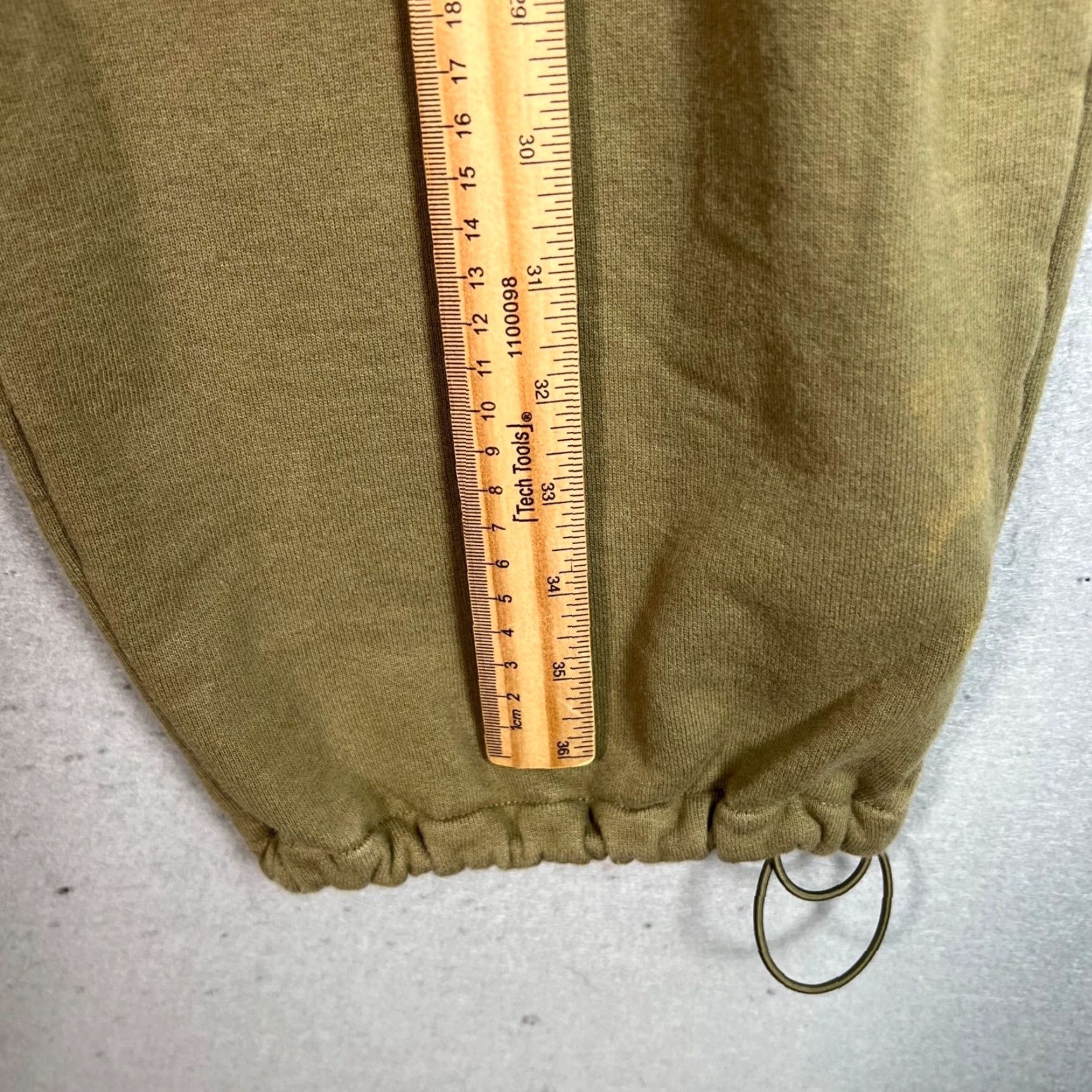 Uniqlo Uniqlo Womens Large Olive Green Cargo Sweatpants Drawstring Pants L Green Athleisure Sweatpants Womens Size 36" / US 14 / IT 50 - 6 Thumbnail