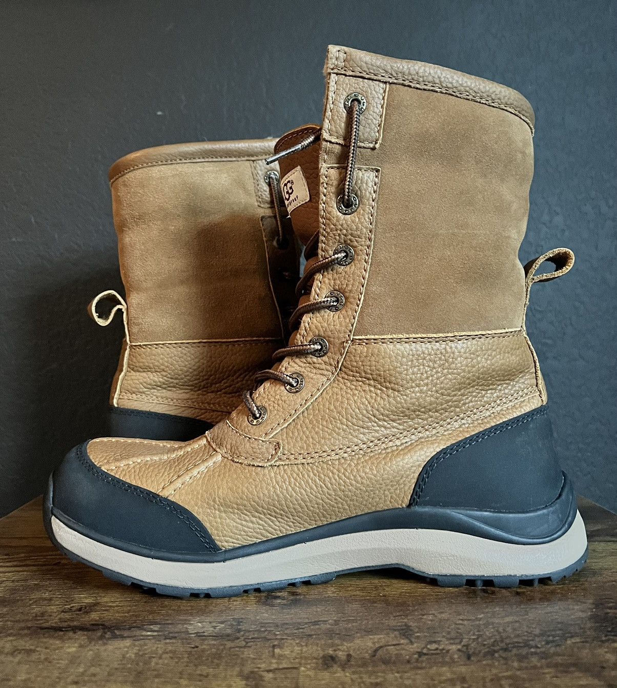 Ugg UGG Adirondack III Waterproof Cold Weather Booties Size US 9 / IT 39 - 7 Thumbnail