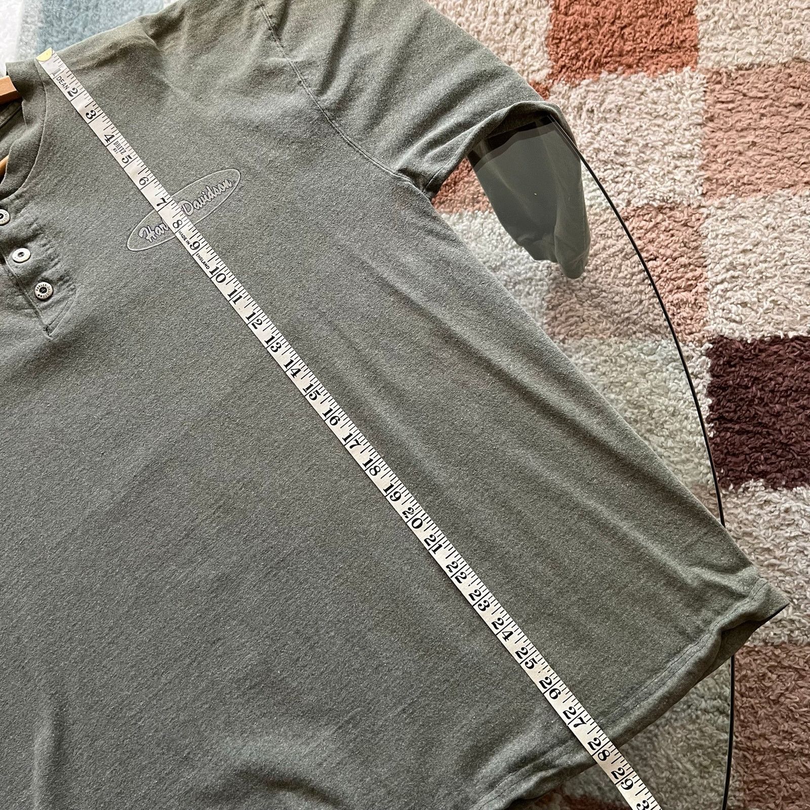 Harley Davidson 90s Harley-Davidson Henley | Milwaukee Sage Green | Size L Size US L / EU 52-54 / 3 - 17 Thumbnail
