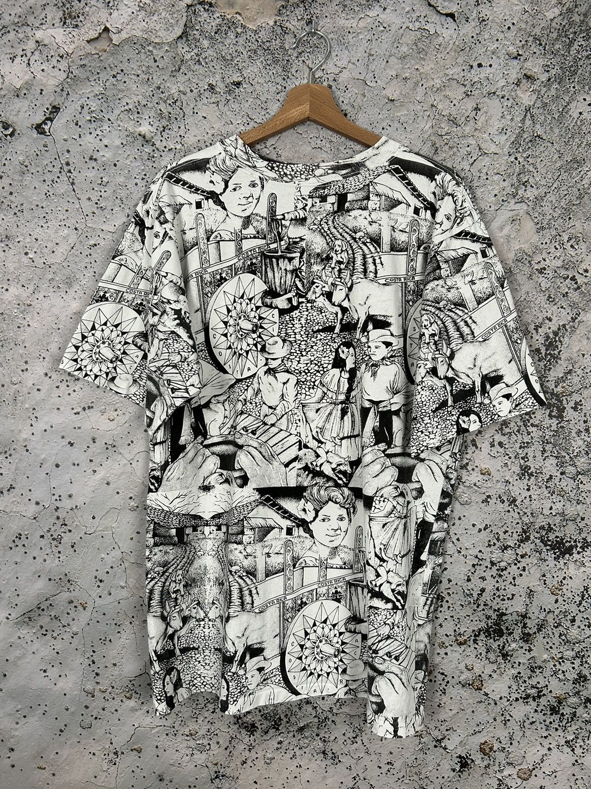 Vintage Vintage AOP Single Stitch 90s Graphic Tee Full Printed Size US XL / EU 56 / 4 - 4 Thumbnail
