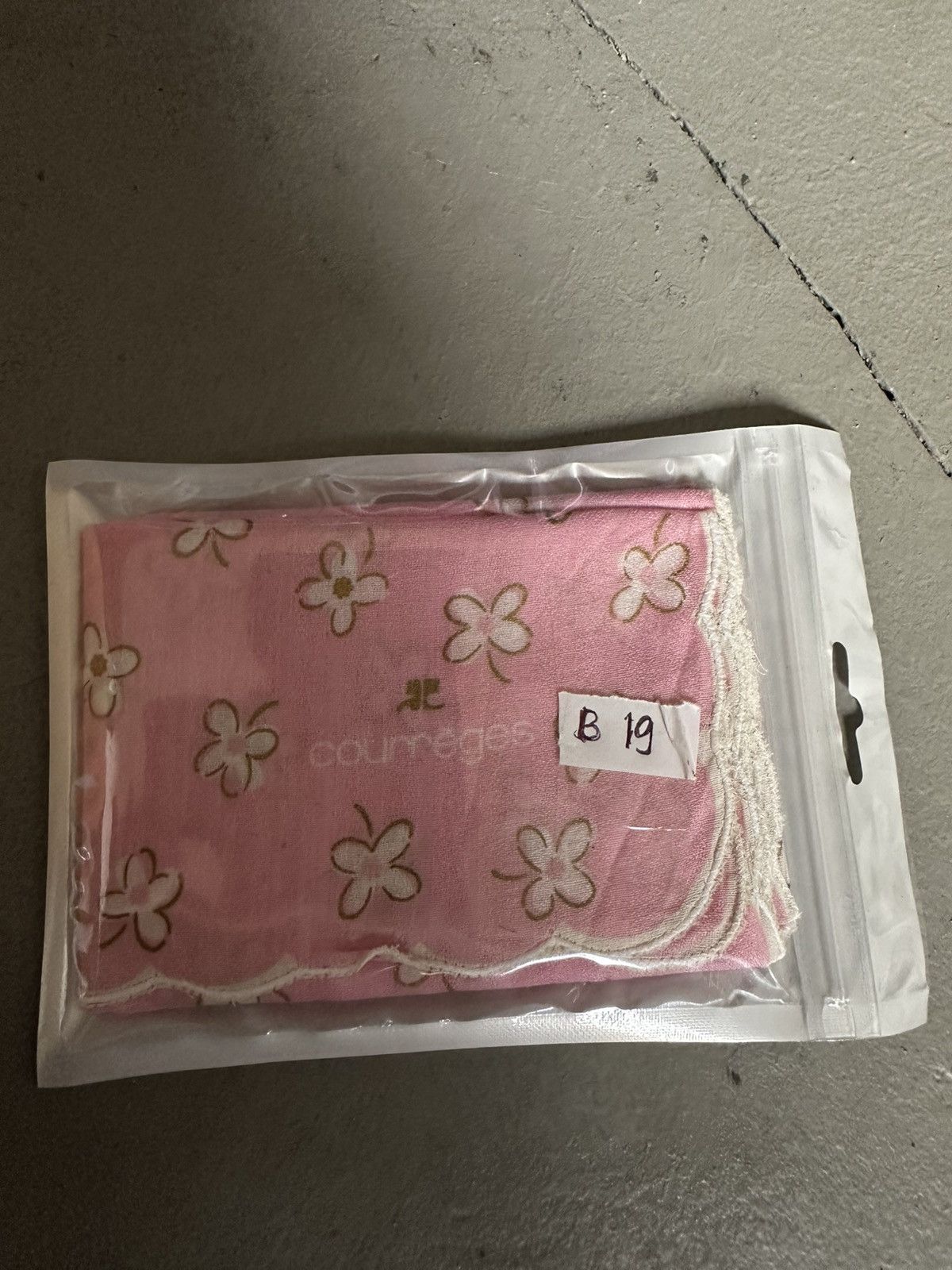 Vintage Vintage Courreges Handkerchief/ Neckerchief/ Bandana Size ONE SIZE - 21 Thumbnail