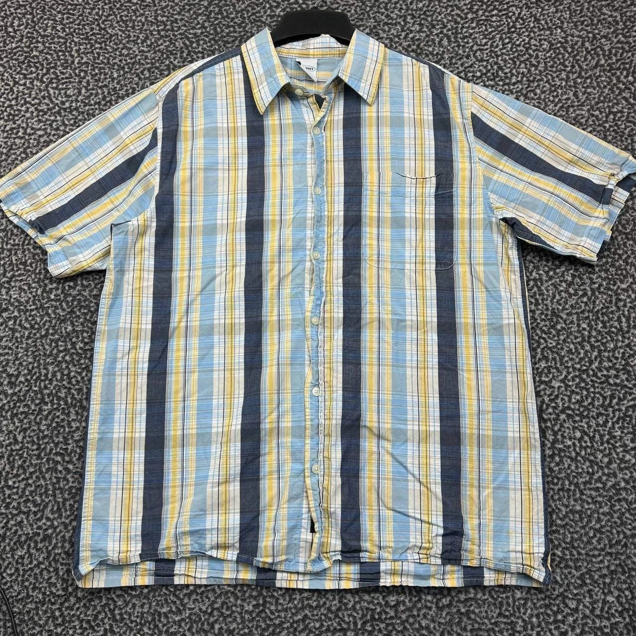 Old Navy Old Navy Button Up Shirt Men Flannel Collared Cotton L Size US L / EU 52-54 / 3 - 1 Thumbnail