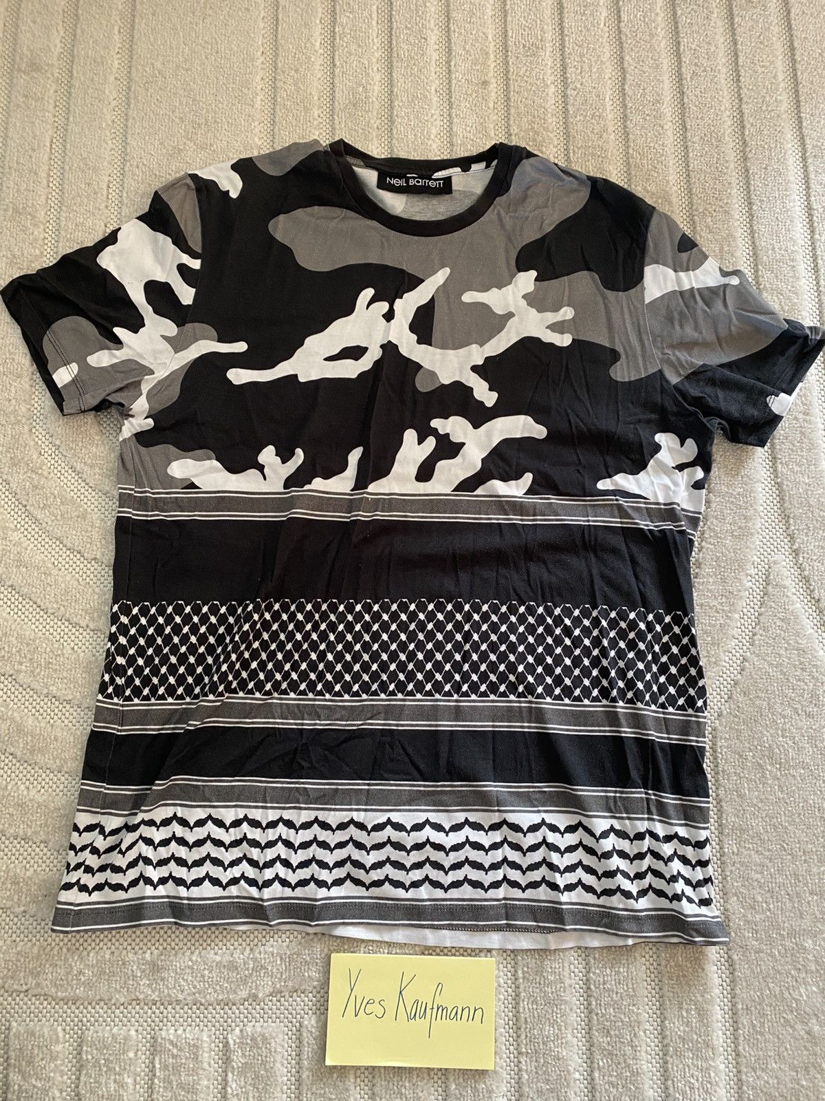 Neil Barrett Neil Barrett Patterned Camouflage Cotton T-shirt (Size S) Size US S / EU 44-46 / 1 - 1 Thumbnail