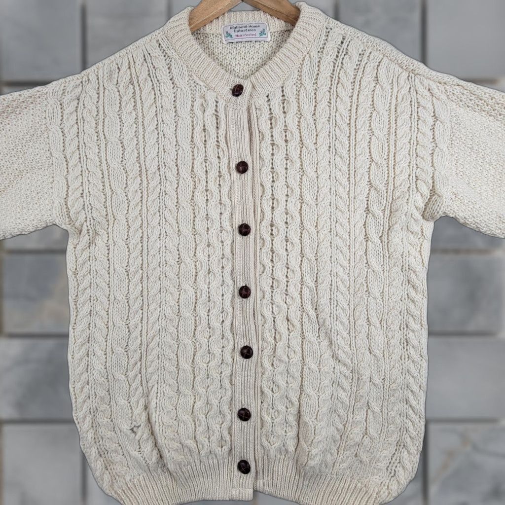 VINTAGE Highland Cardigan Women Adult Regular Size M OffWhite Wool Cable Knit Scotland