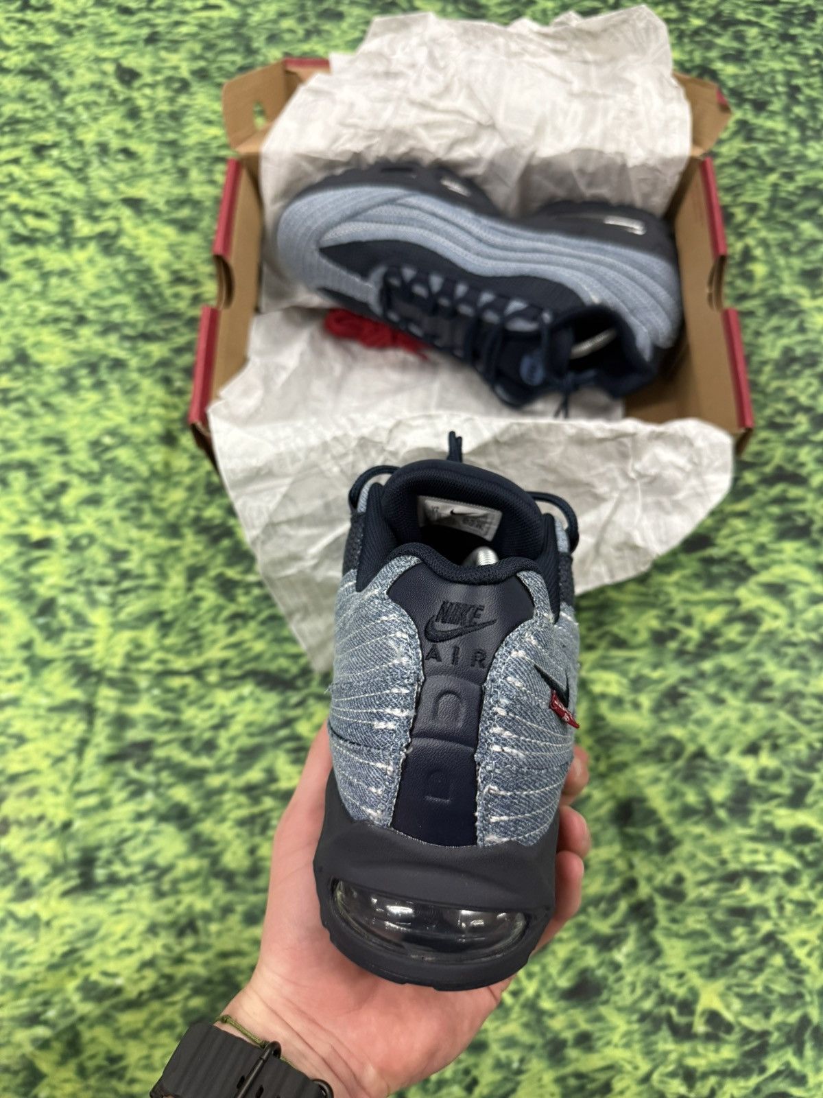 Nike Nike Air Max OG Levis Obsidian Size US 11 / EU 44 - 4 Thumbnail