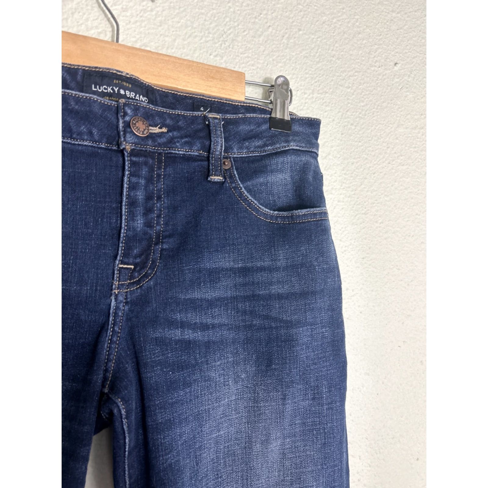 Lucky Brand Lucky Brand Lolita Skinny Jeans Dark Wash Womens Size 4 29x30 Pants Skinny Jeans Women Color Blue 90s Style Size 27" / US 4 / IT 40 - 5 Thumbnail