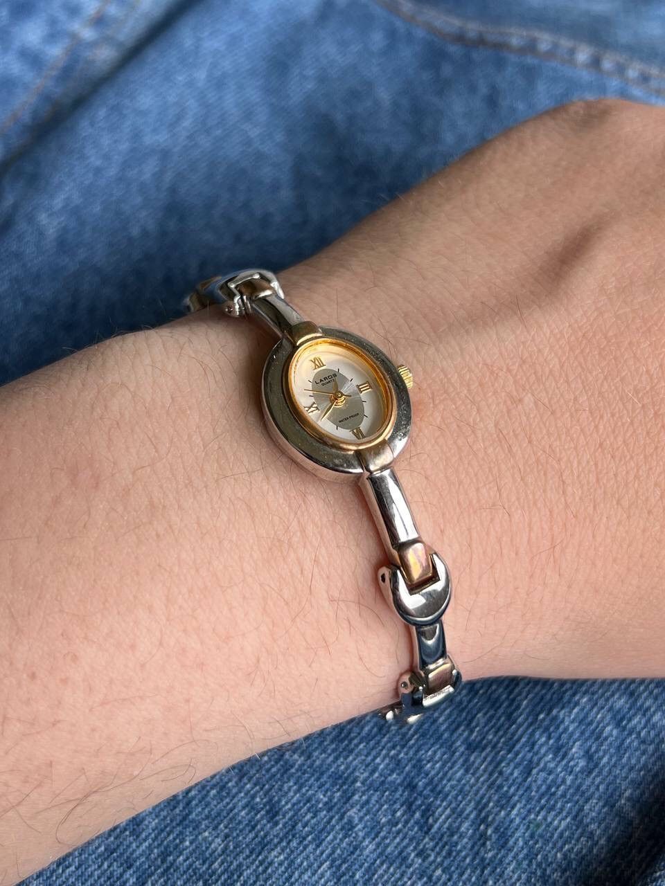 Japanese Brand × Vintage Vintage Japanese style futuristic Silver Chrome Design Watch Size ONE SIZE - 1 Thumbnail