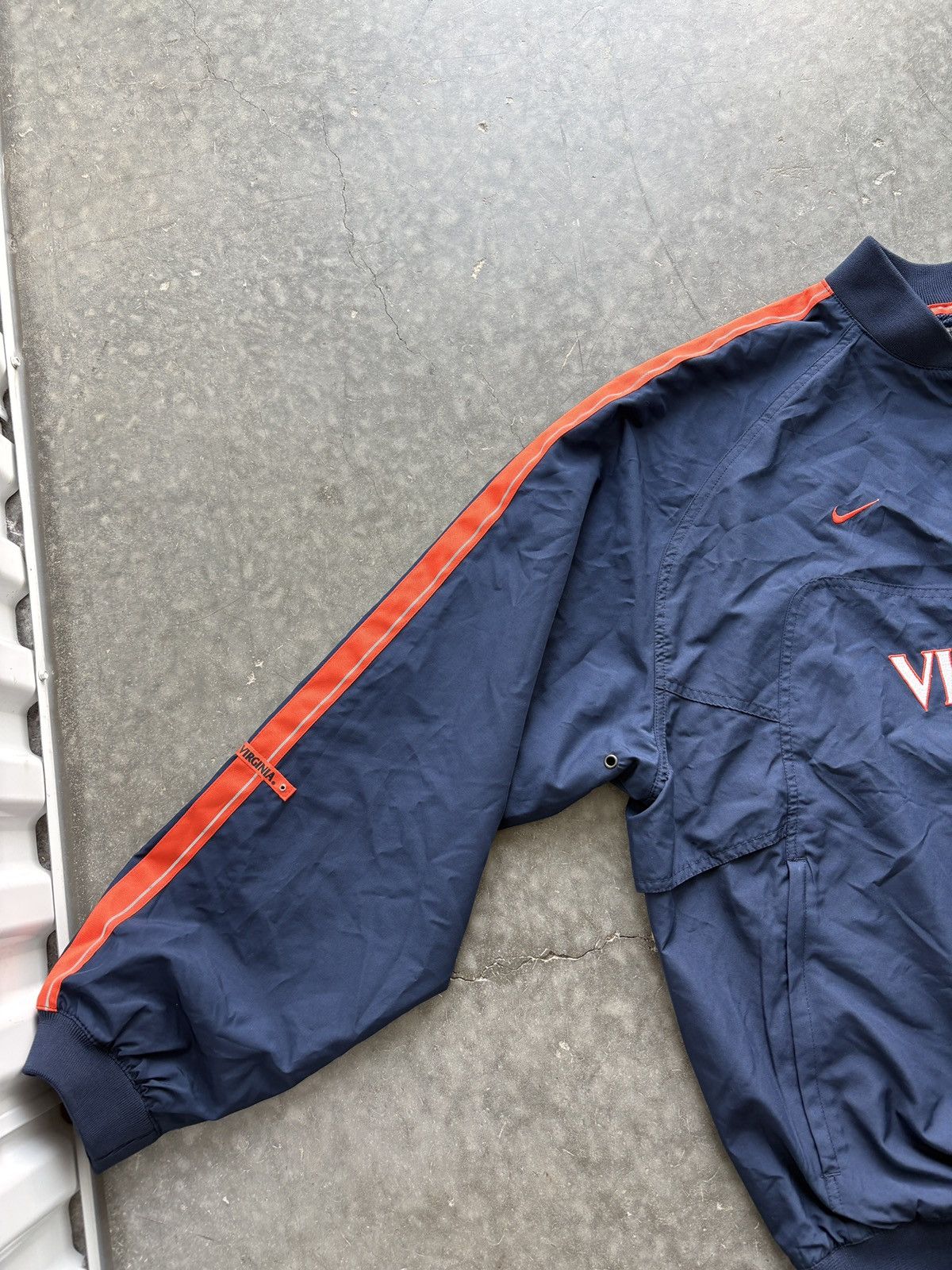 Nike Vintage Y2K Nike UVA Virginia Quarter Zip Windbreaker Size US L / EU 52-54 / 3 - 3 Thumbnail
