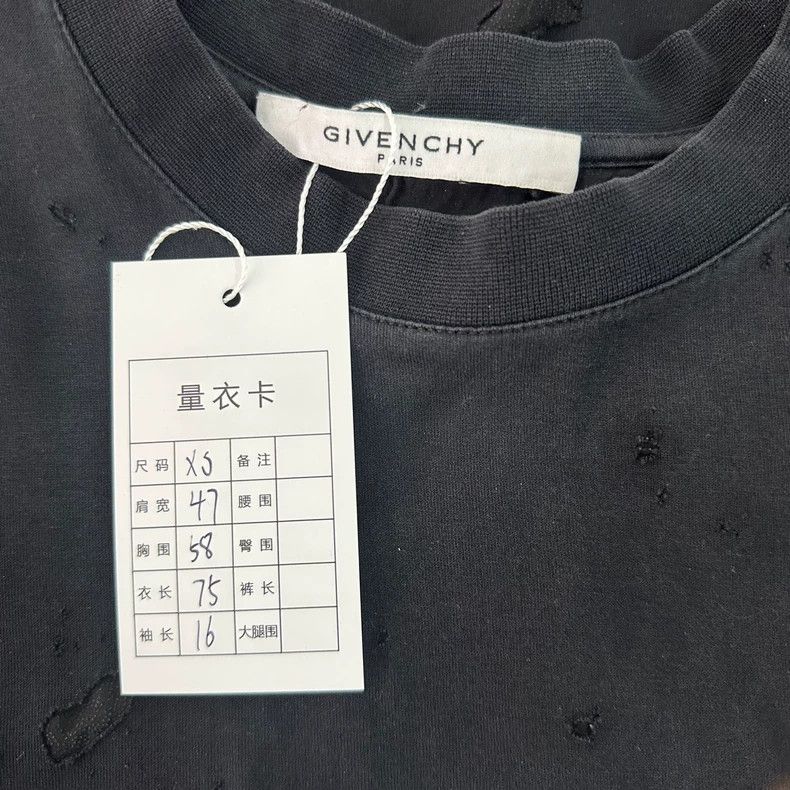 Givenchy Givenchy Letter Print Round Neck Ripped Short Sleeve SS22 Size US XS / EU 42 / 0 - 3 Thumbnail