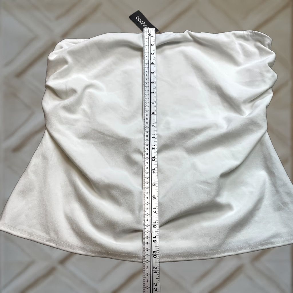 Boohoo Boohoo White Tank Womens Plus 20 Strapless Ruched Bandeau Tube Top NWT Casual Shirt Size 3XL / US 20-22 - 1 Thumbnail