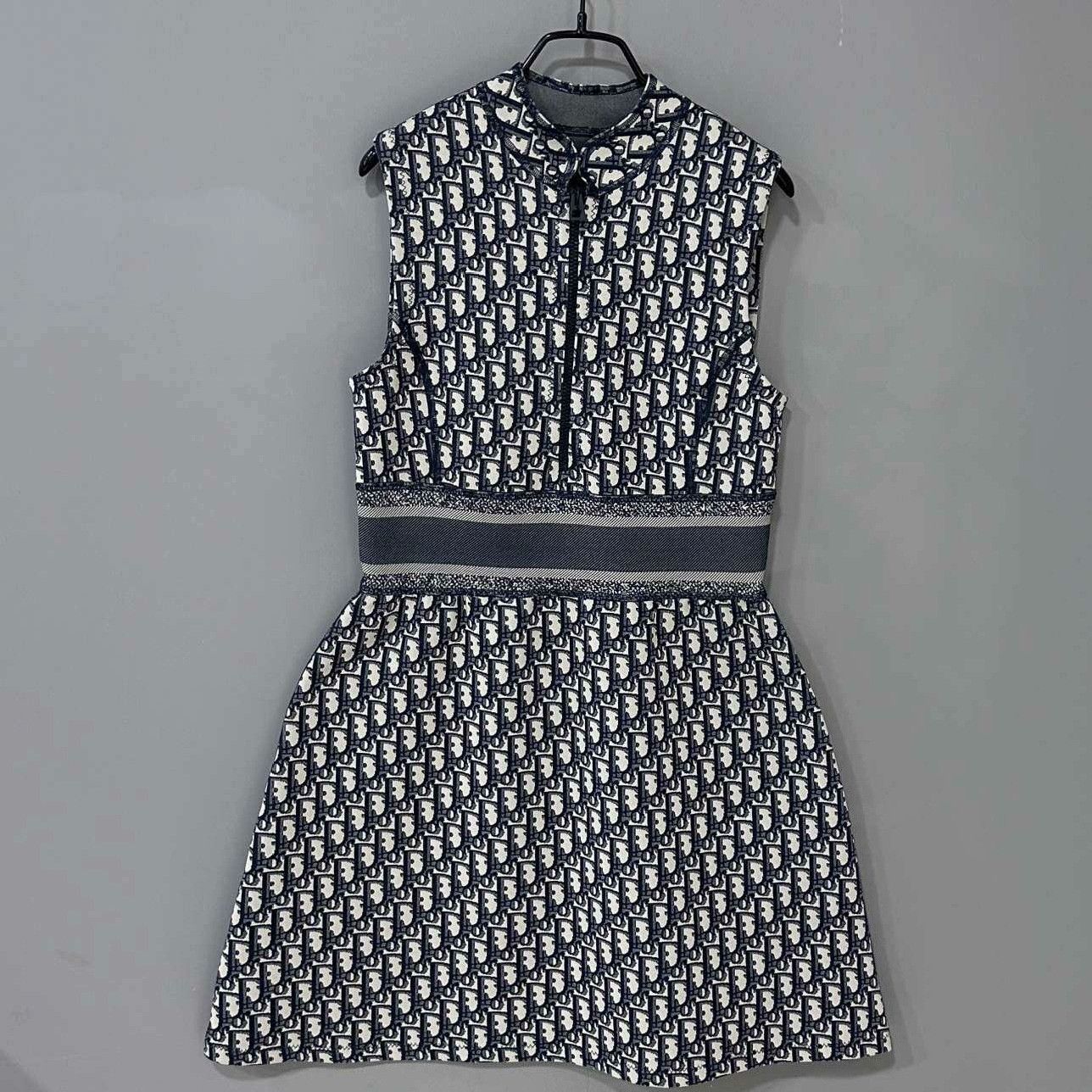 Dior Dior Retro Dress L Women Size L / US 10 / IT 46 - 1 Thumbnail