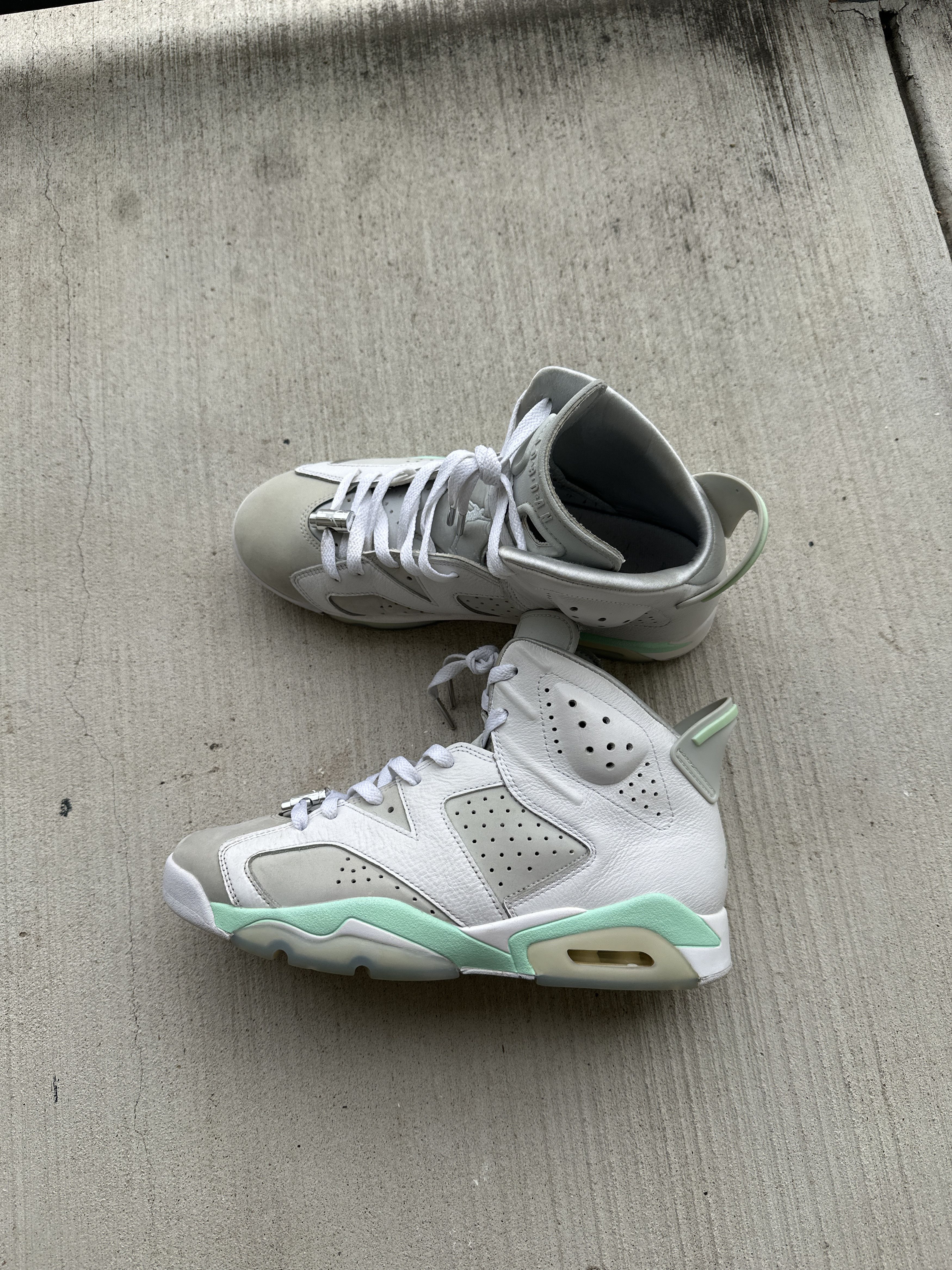 Jordan Brand Wmns Jordan 6 retro “Mint foam” Size US 10 / IT 40 - 3 Thumbnail
