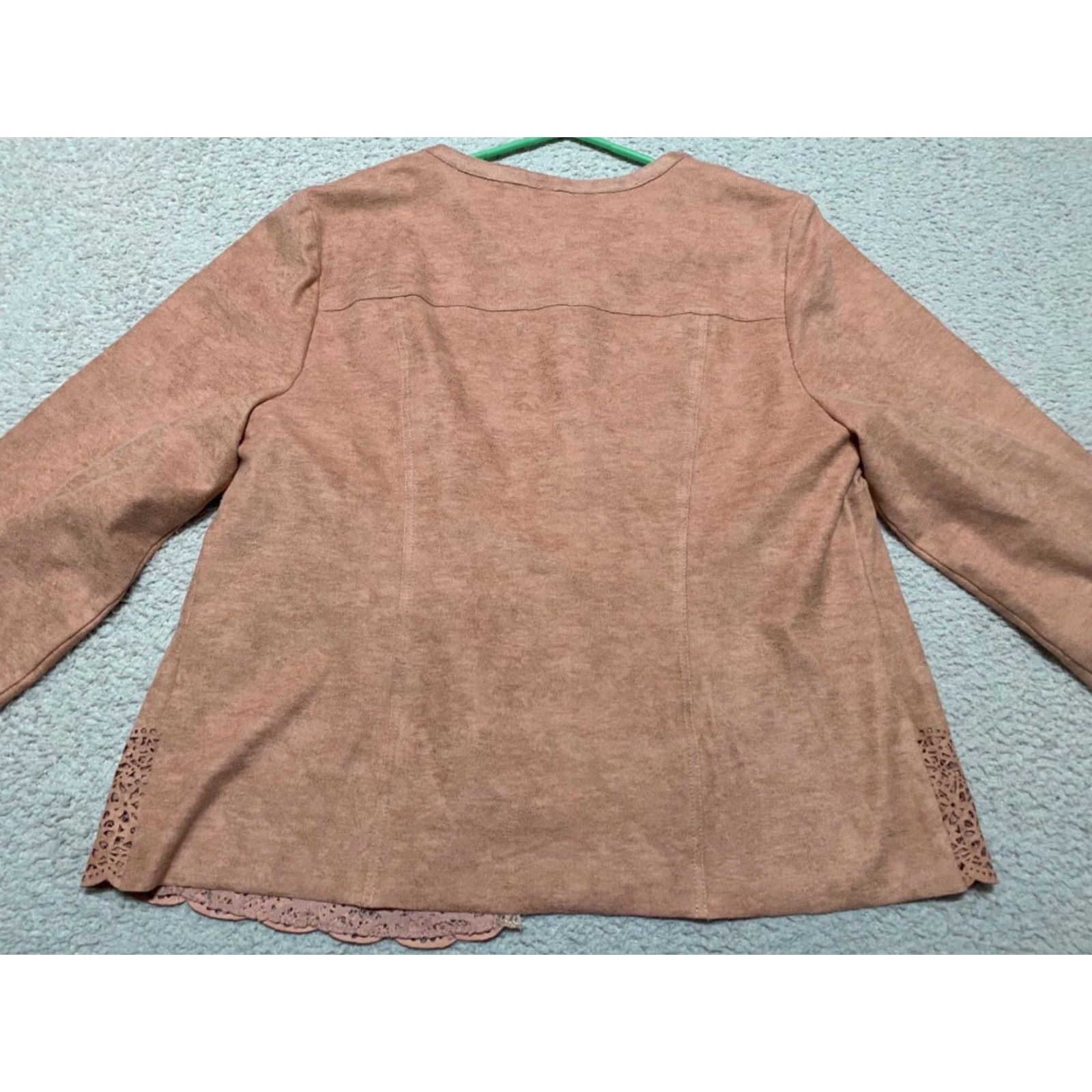 Vintage Chico’s Womens 10P Petite Jacket Pink Perforated Faux Suede Open Front Jacket Womens Petite 10P Pink Faux Leather Size L / US 10 / IT 46 - 6 Thumbnail