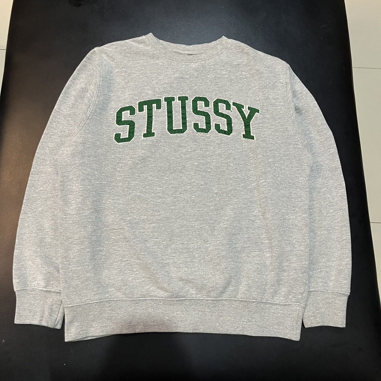 Stussy stussy collegiate crewneck Size US M / EU 48-50 / 2 - 1 Thumbnail