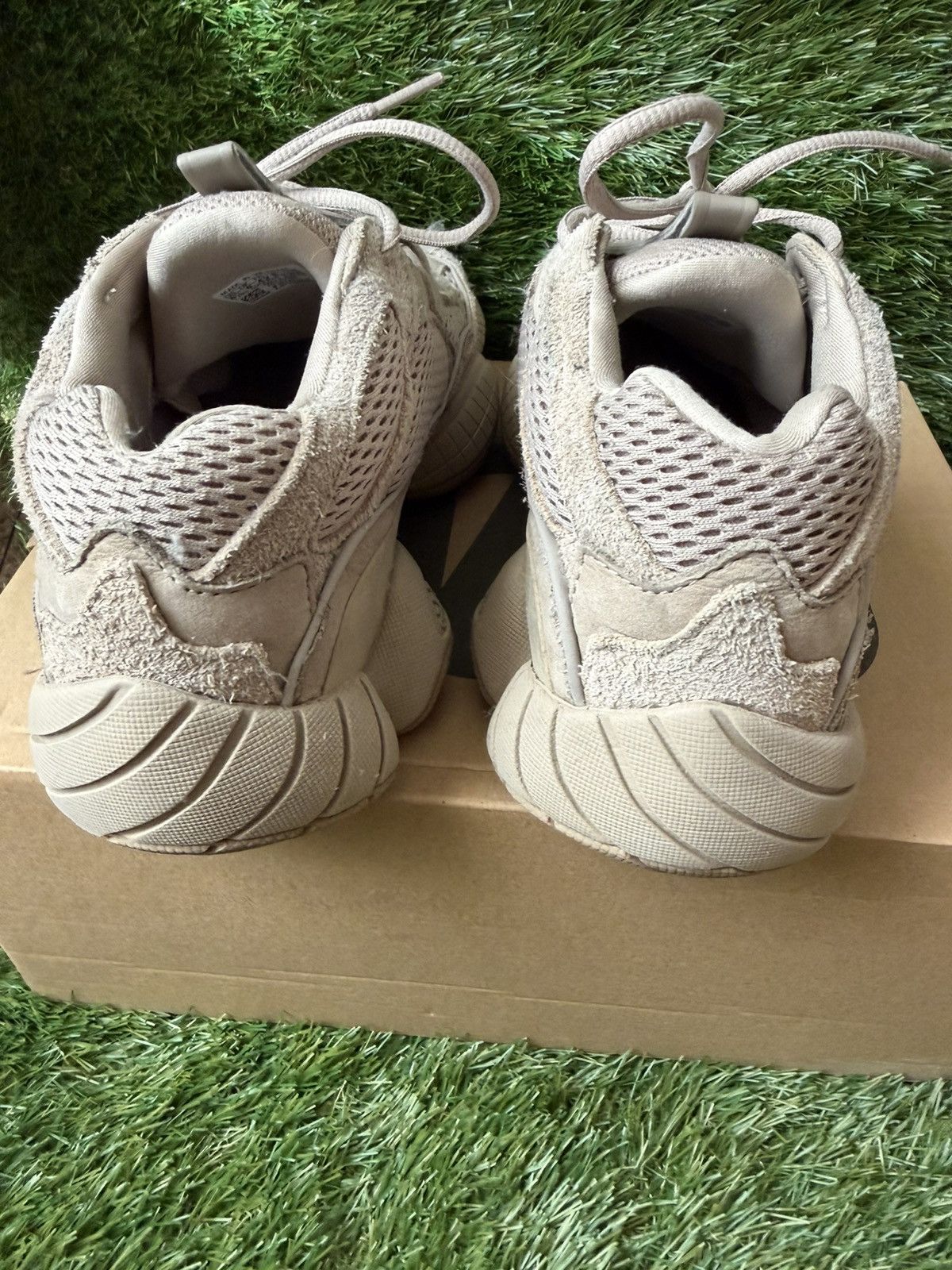 Yeezy ADDIDAS YEEZY 500 TAUPE LIGHT SZ 8.5 Size US 8.5 / EU 41-42 - 2 Thumbnail