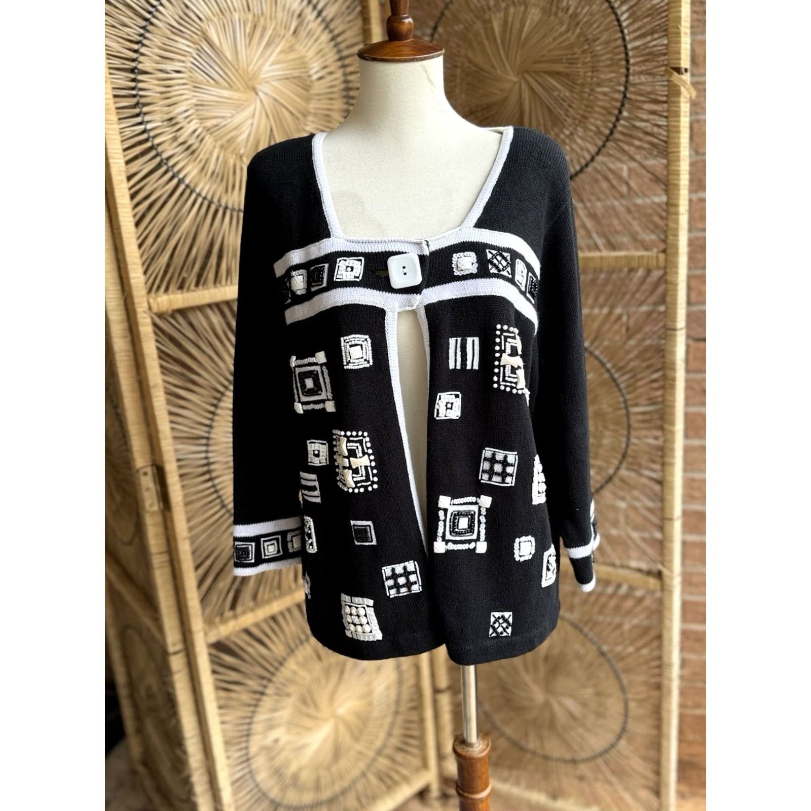 Vintage VINTAGE Design Options Sweater Women Cardigan 3/4 Sleeve Black White Designer Philip & Jane Gordon L Med Womens Size L / US 10 / IT 46 - 2 Thumbnail